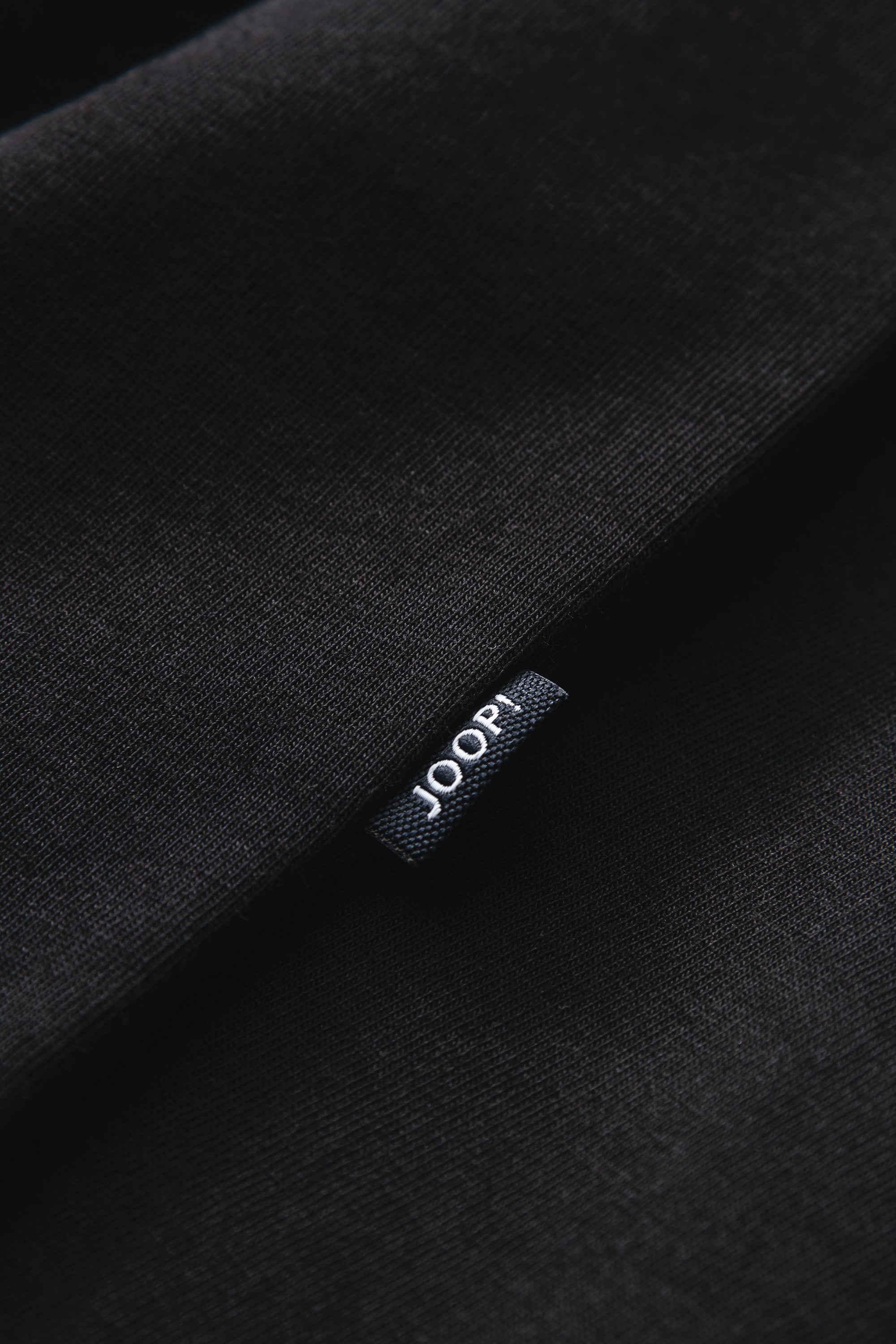 17 JJ-08Bilal 10017941