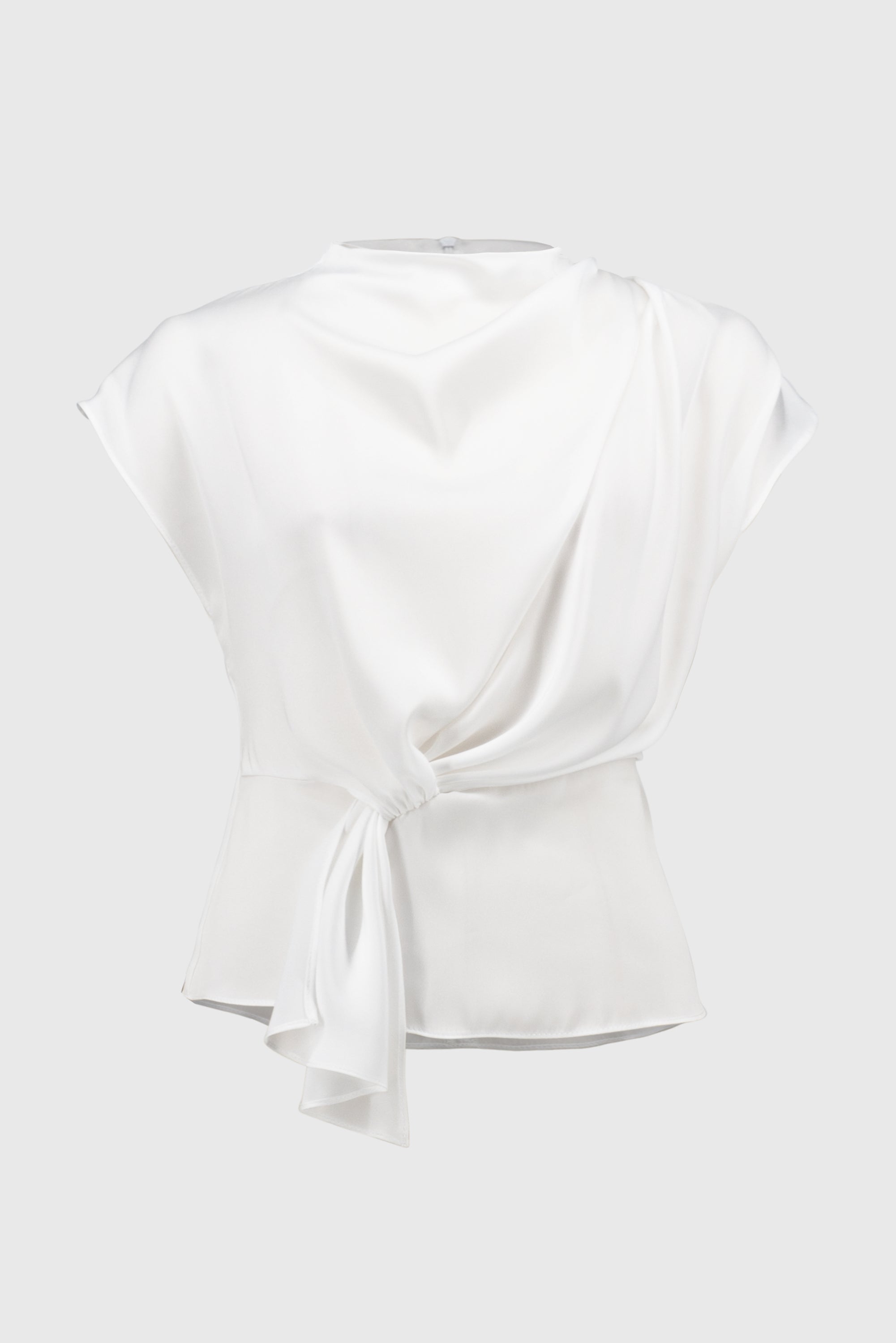 Shirt aus Satin mit kurzem Stehkragen und Raffungen