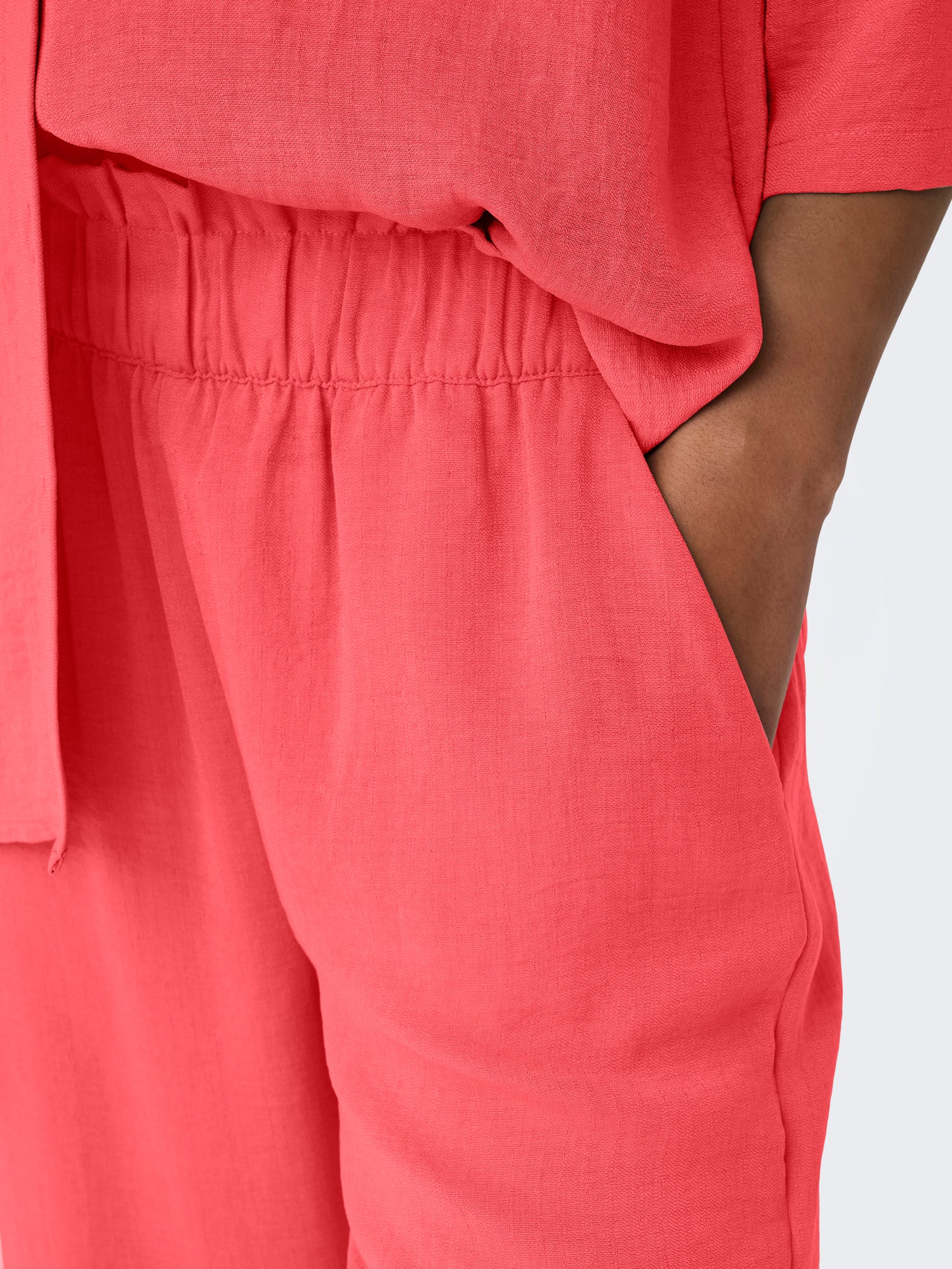 JDY Hose mit weitem Beinschnitt für Frauen mit hoher Taille und elastischem Taillenbund