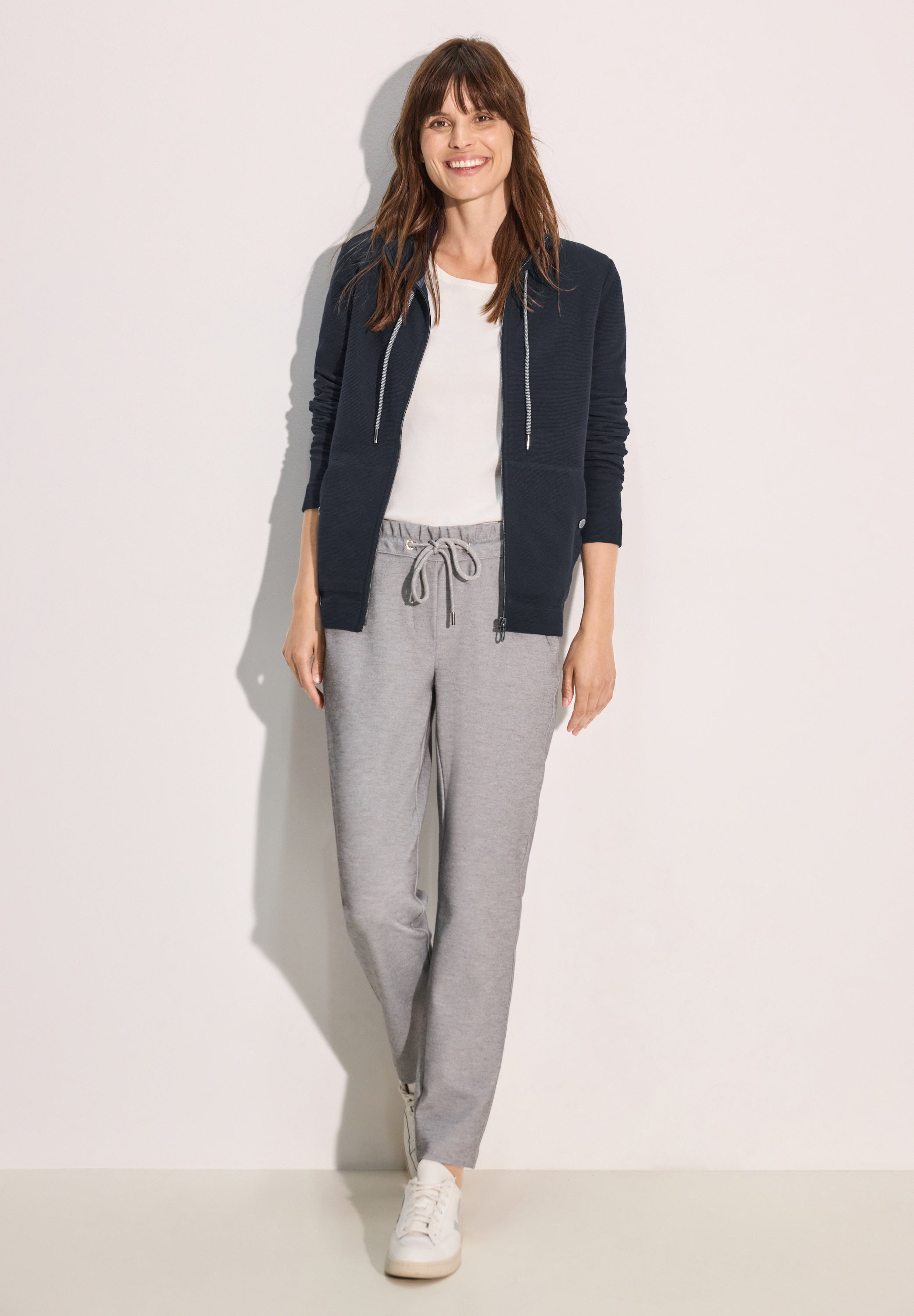 CECILDamen Leichte Sweatjacke mit Tunnelzug Aufgesetzte Taschen