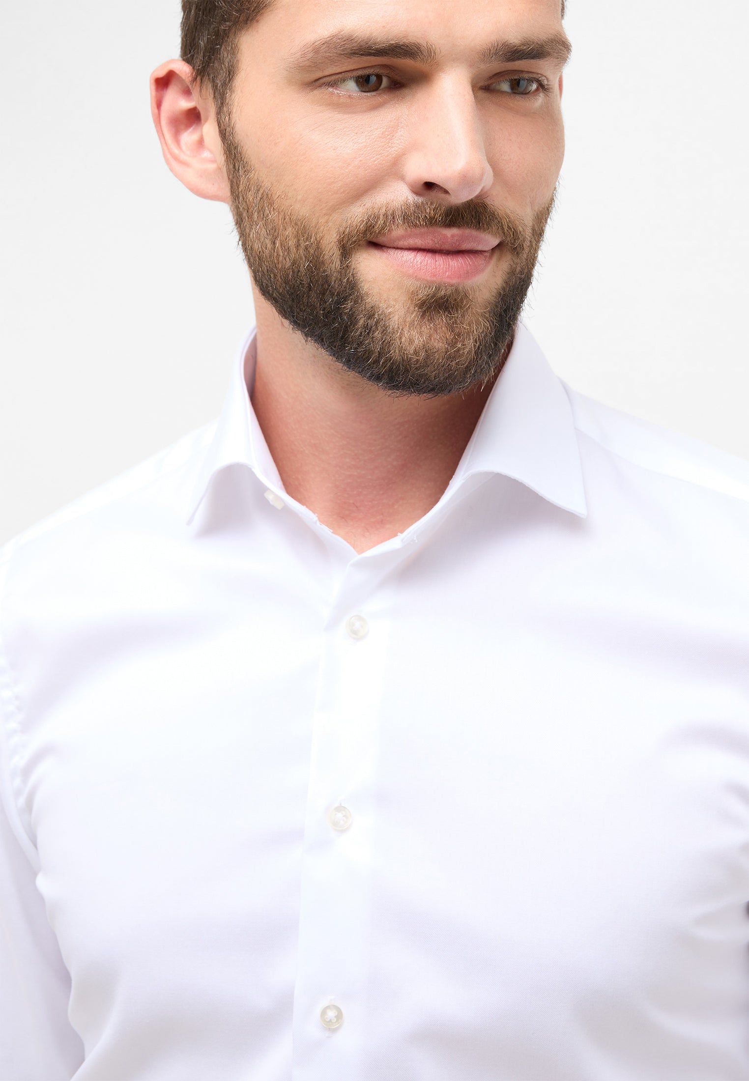 ETERNA LUXURY SHIRT - Slim Fit Herrenhemd mit Twill aus 100% Baumwolle
