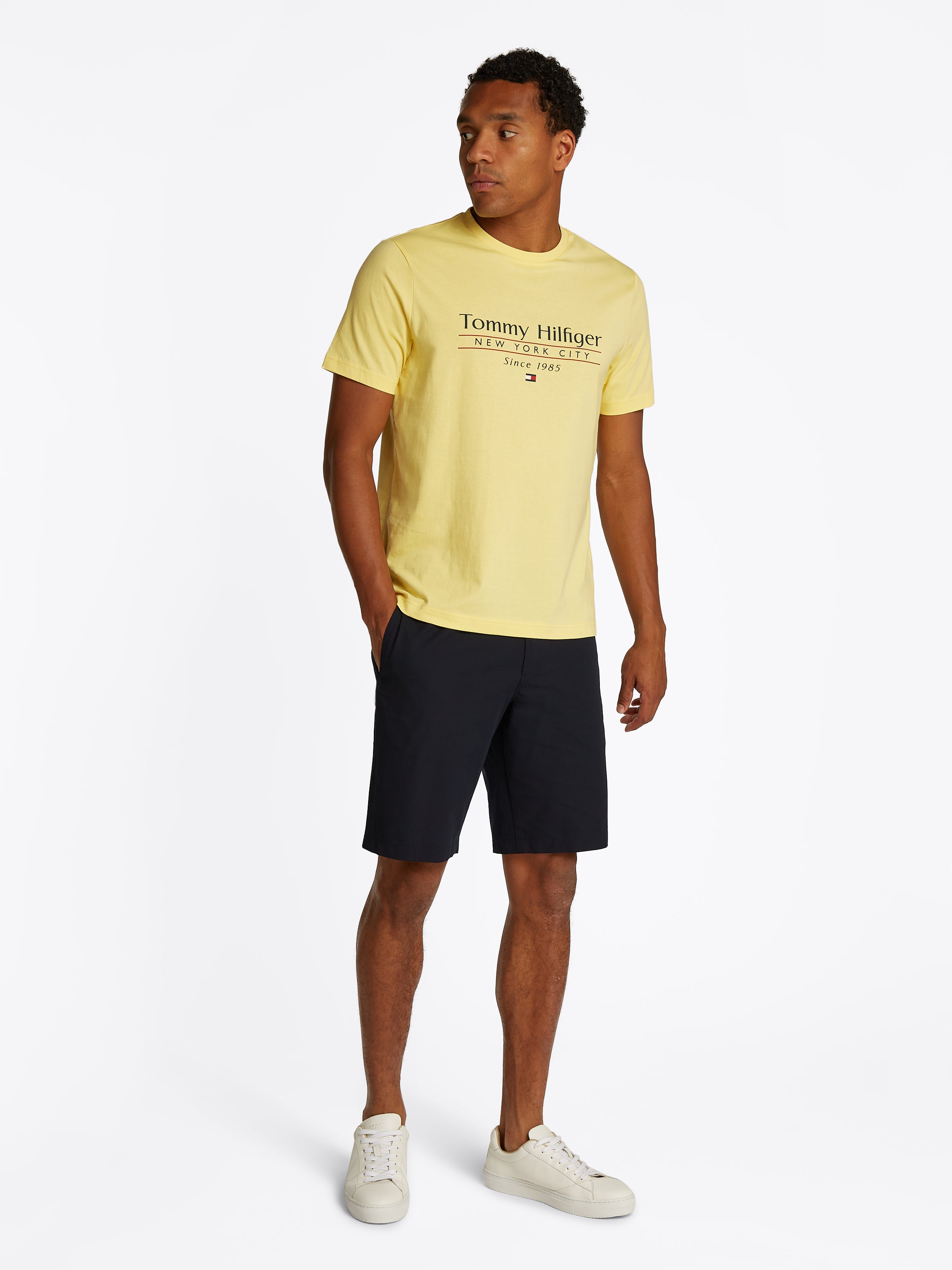 TheUR Basic Tee Herren Schwarz