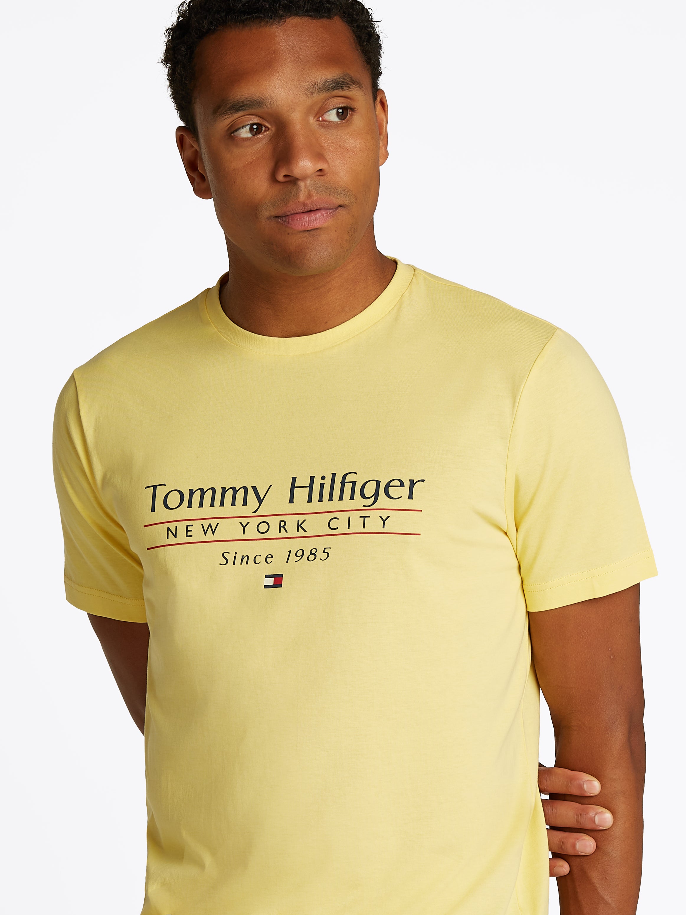 TheUR Basic Tee Herren Schwarz