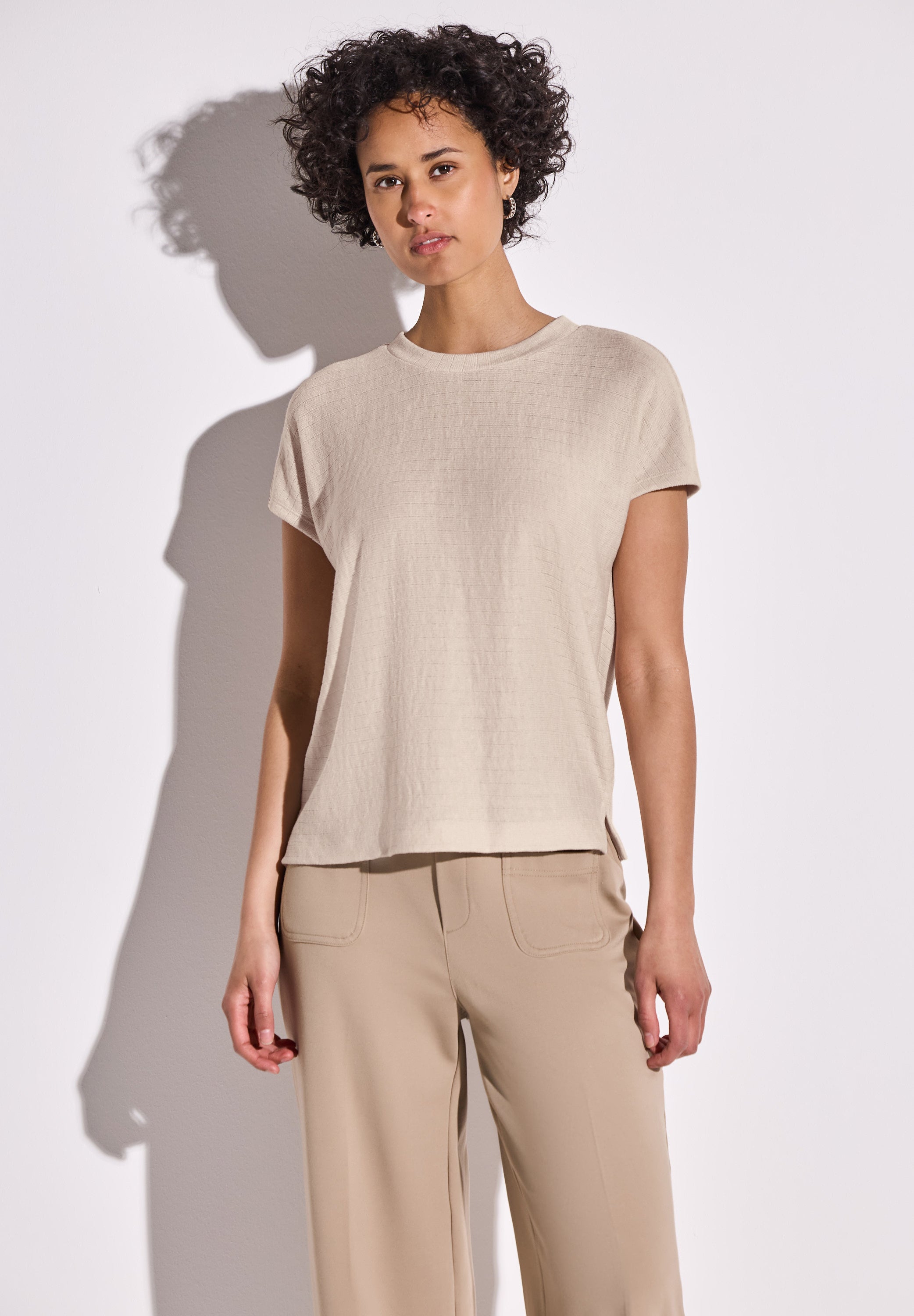 Street One Damen-Shirt mit Strukturstreifen und lässiger Silhouette