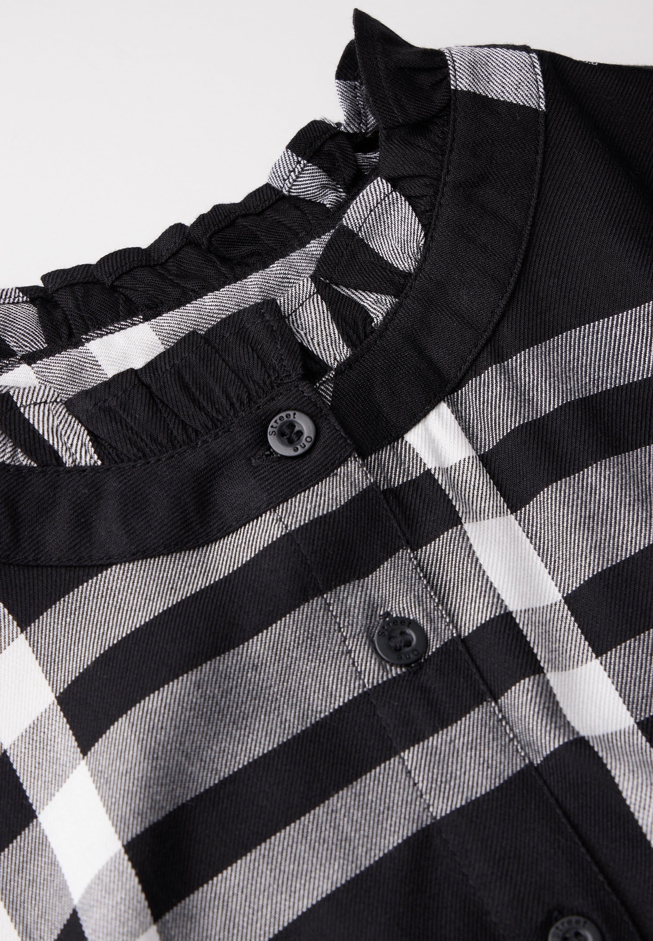 Street One Damen Bluse Rüschen Langarm Viskose