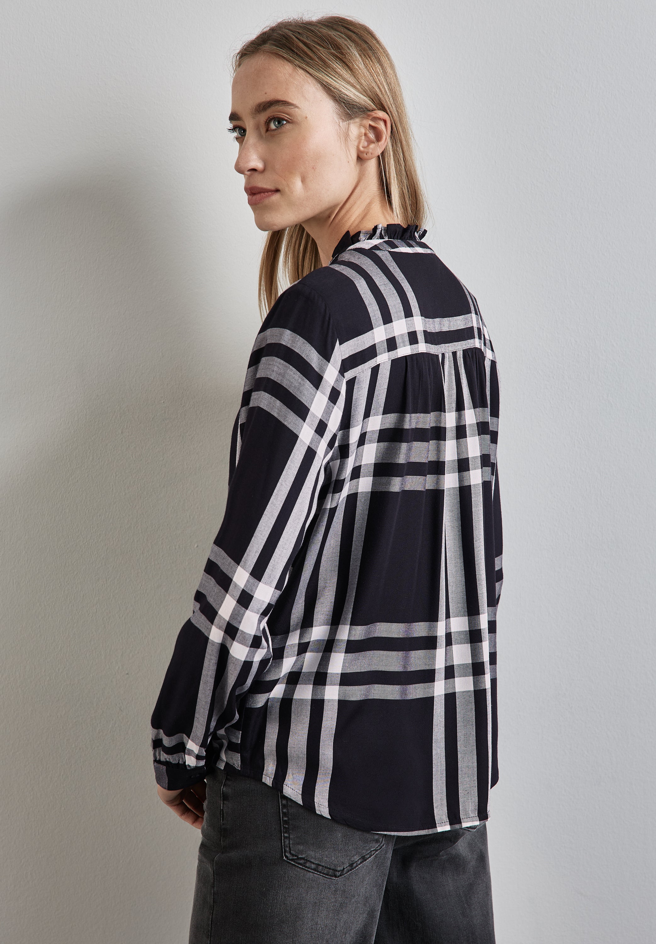 Street One Damen Bluse Rüschen Langarm Viskose