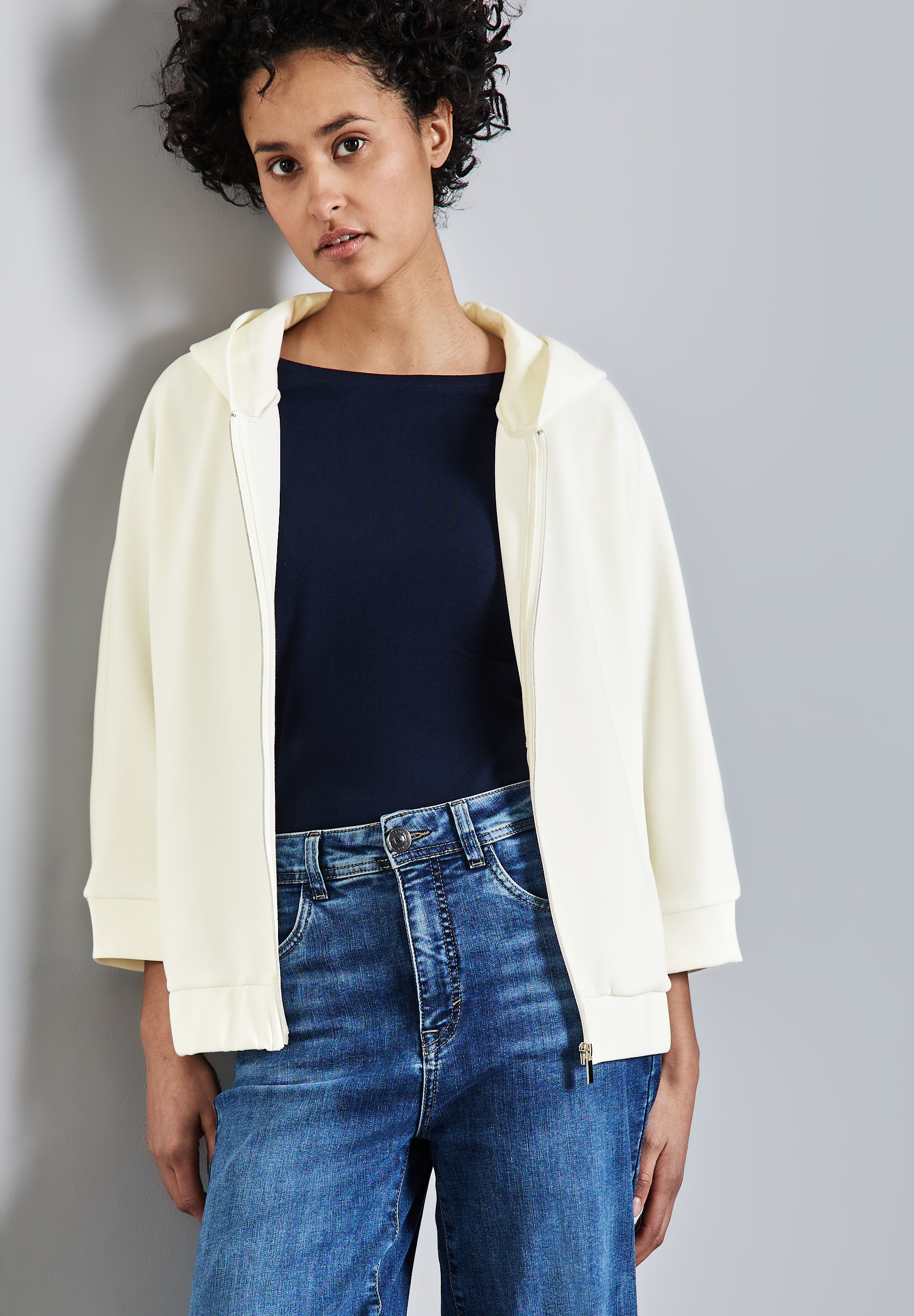 Street One Silk-Look Hoodie Jacke Damen Leicht Stretch