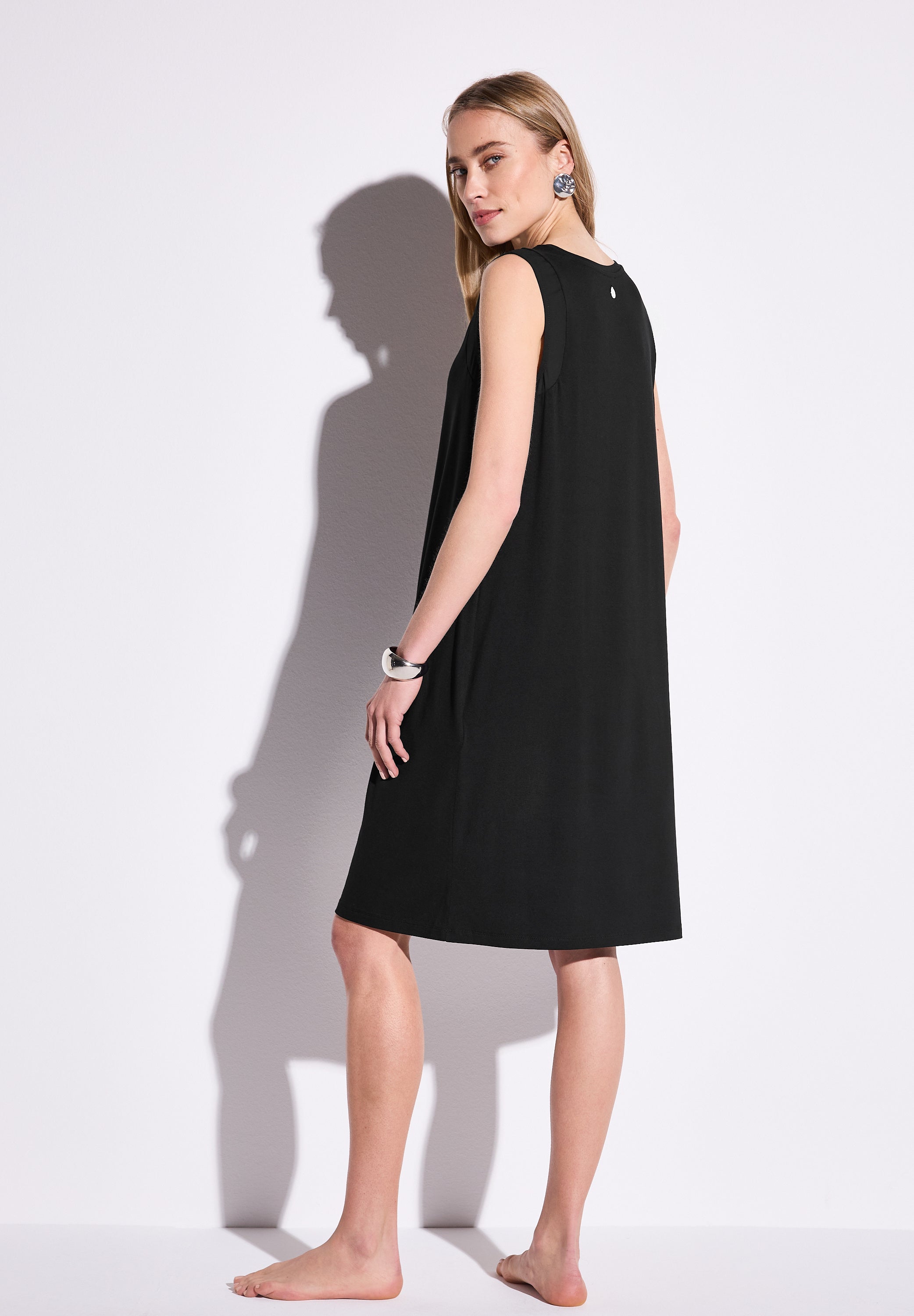 Street One Knielanges Damenkleid mit femininen Chiffon-Details