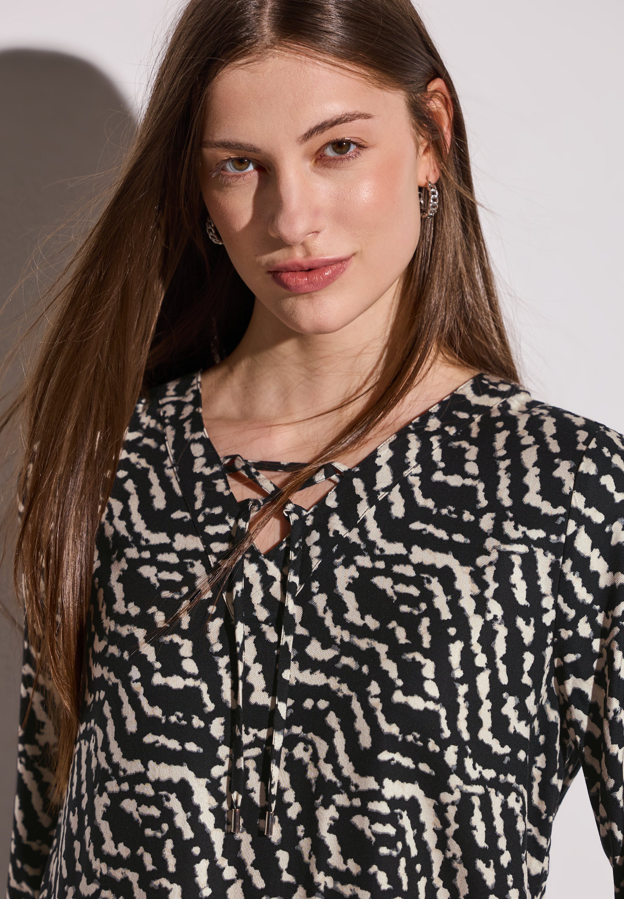 Street One Knielanges Tunika-Kleid Damen Leichtes Grafikmuster