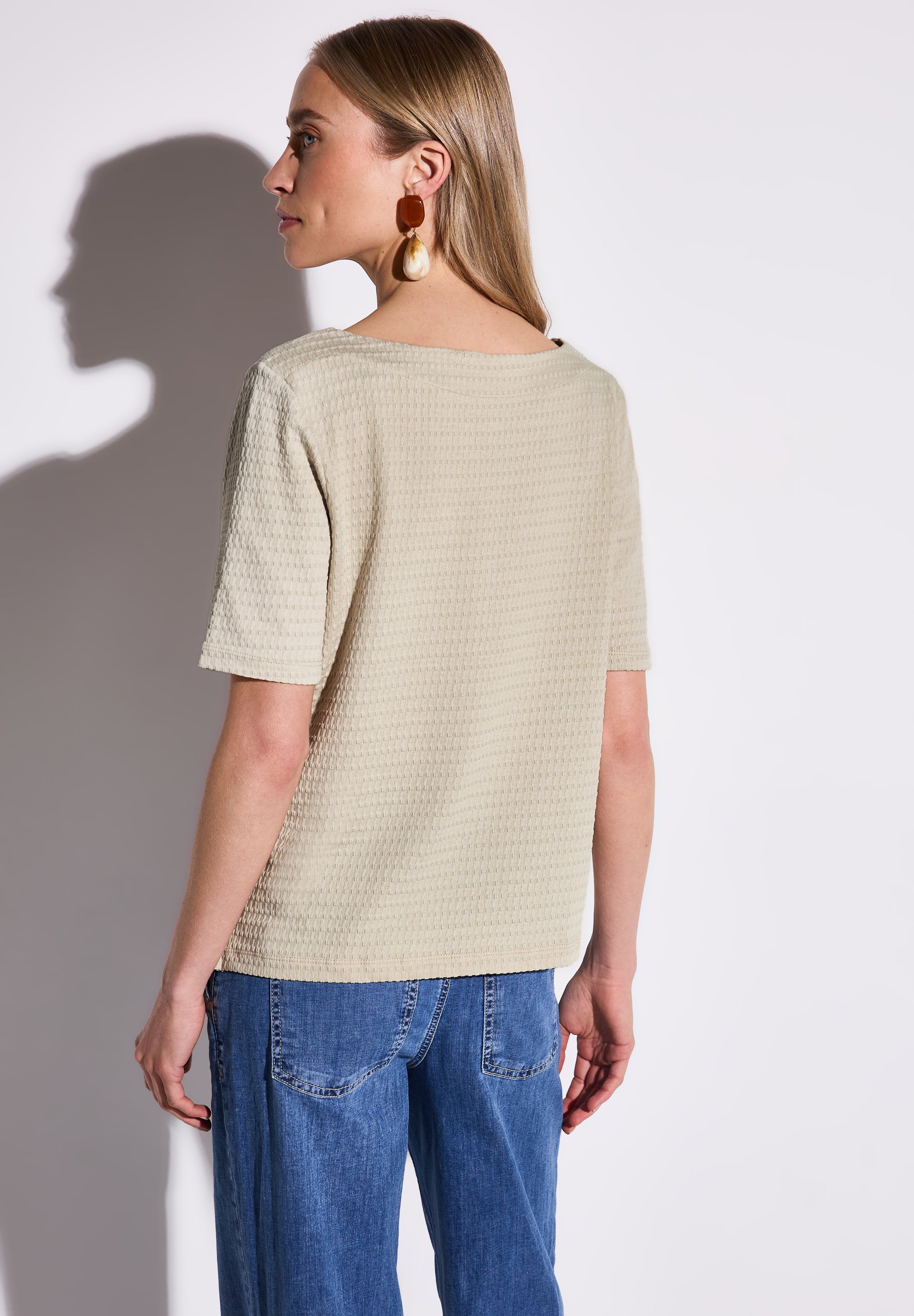 Street One Damen T-Shirt mit feinem Strukturmuster und U-Boot-Ausschnitt