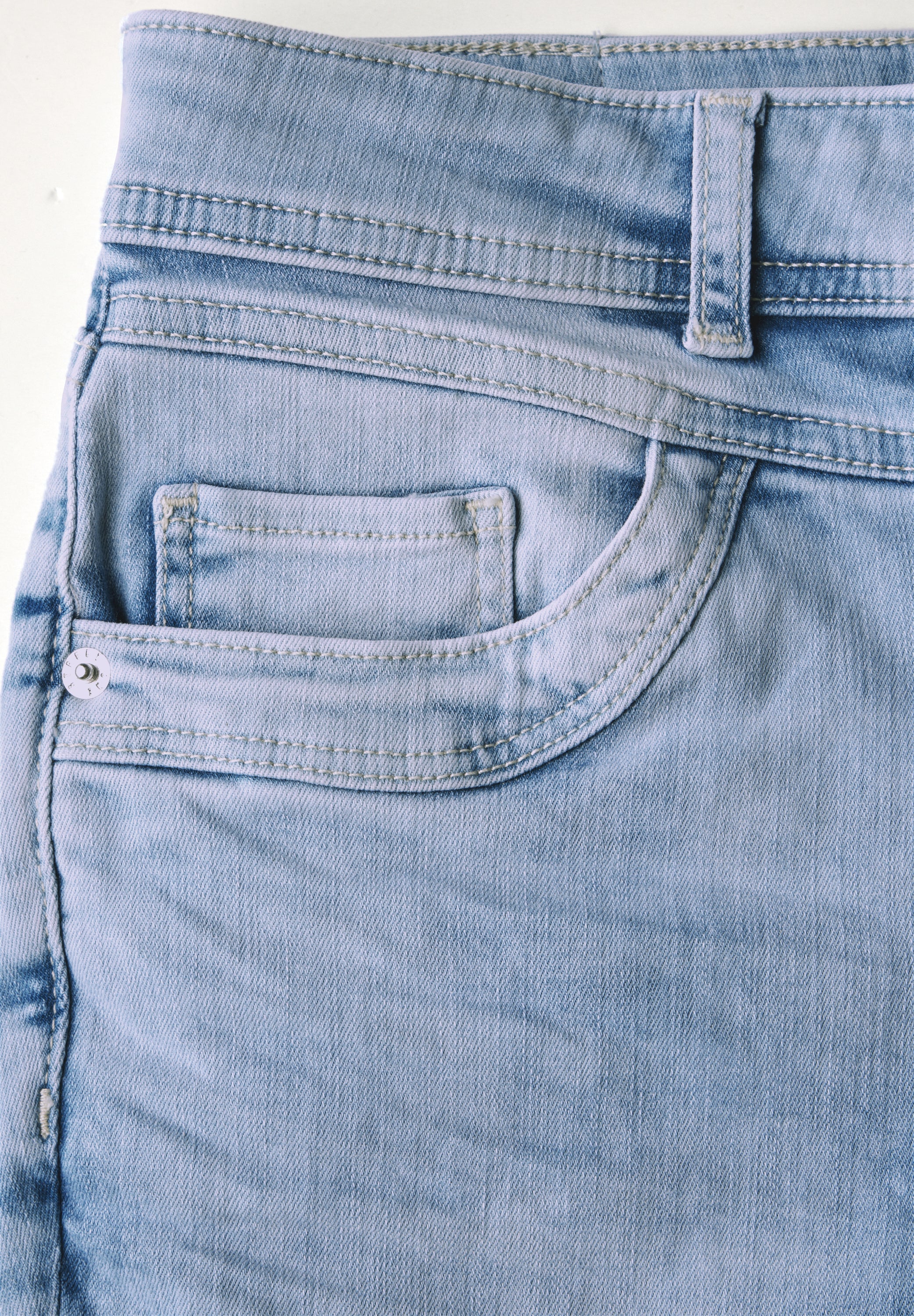 Street One Damen 7/8-Jeans Casual Fit Slim Legs Mid Waist Bleached