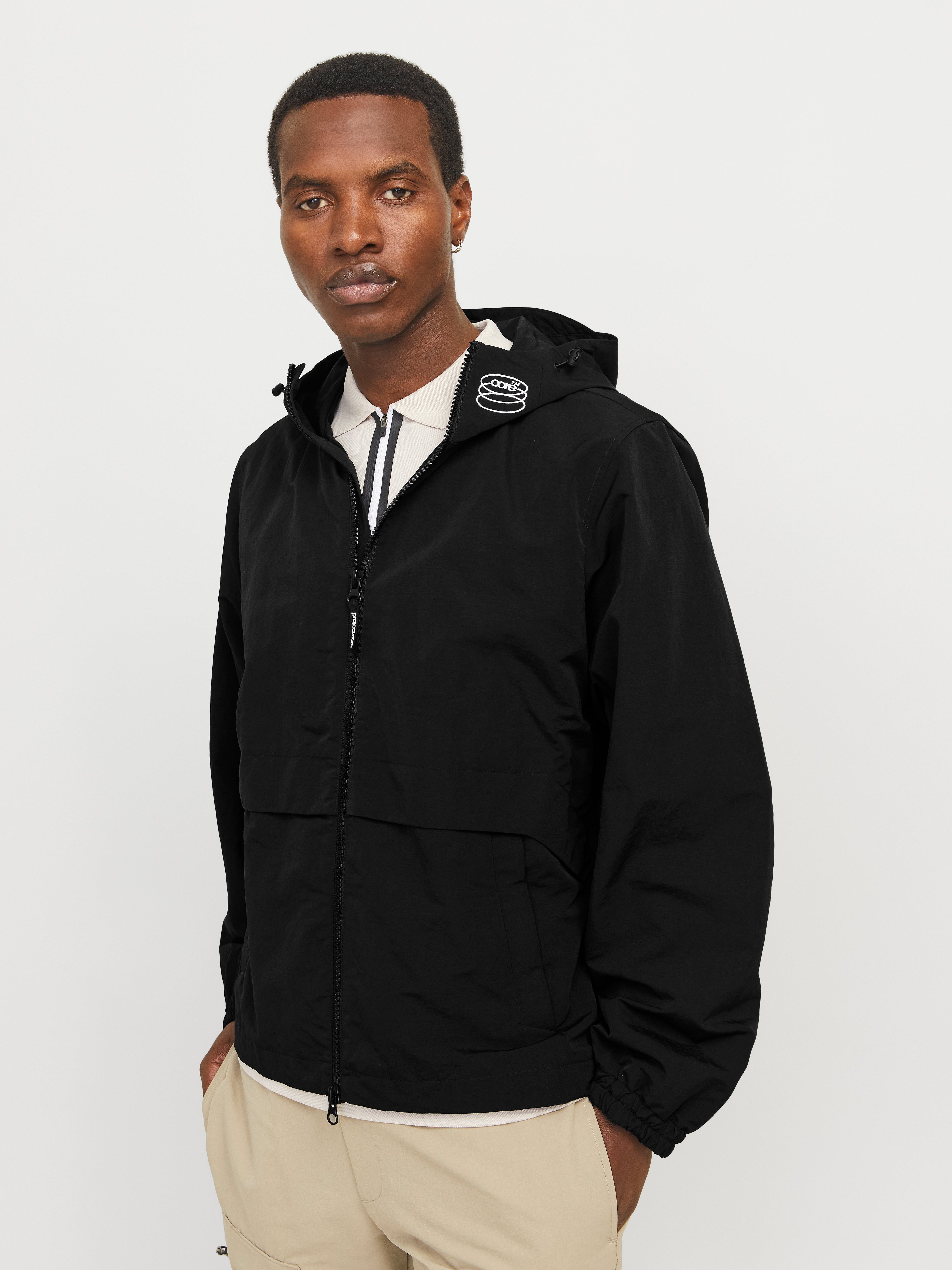 Bestseller Shell-Jacke für Herren - Leichte Nylon Kapuzenjacke