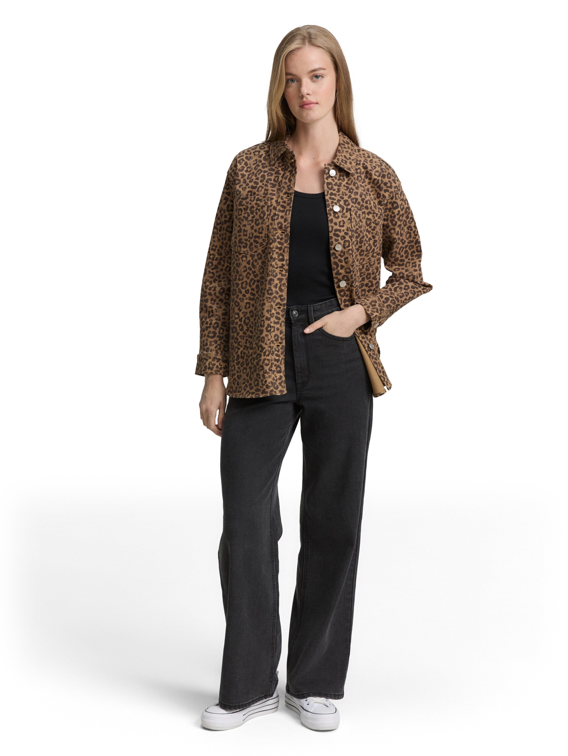 Tom Tailor Denim Jacke mit Leopardenmuster für Damen mit aufgesetzten Brusttaschen