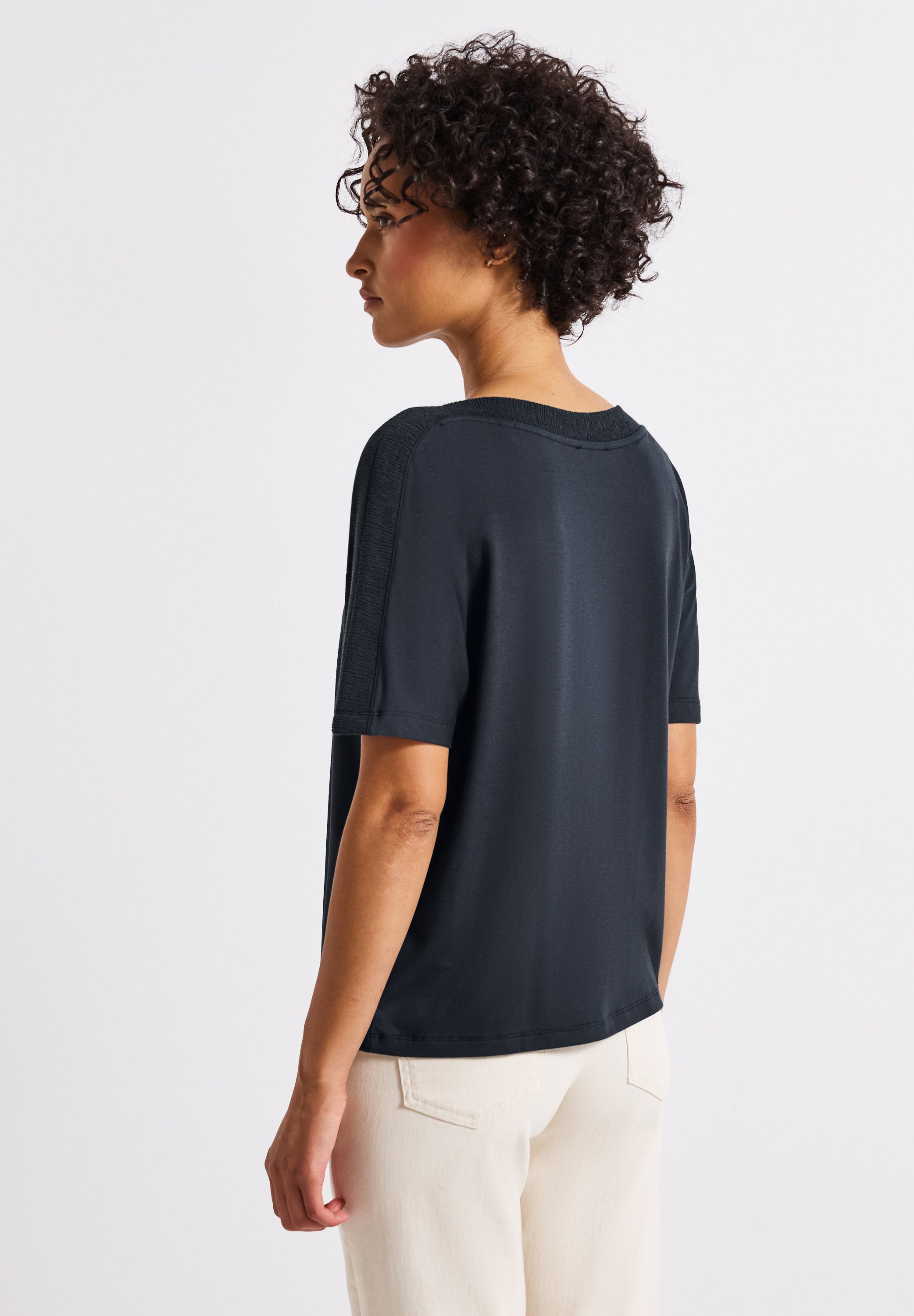 Street One Damen T-Shirt mit U-Boot-Ausschnitt und dropped shoulders