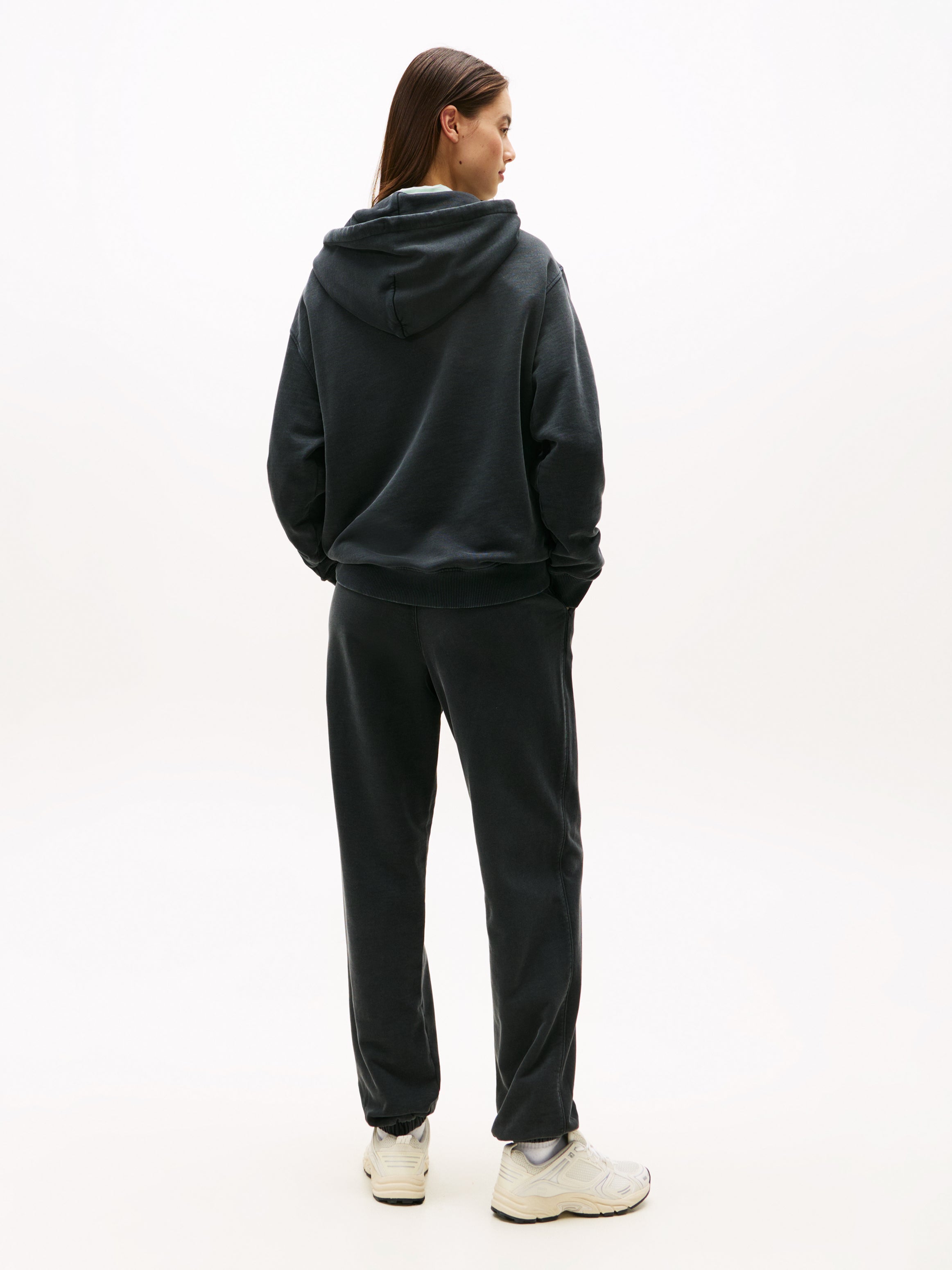 TJW CREST FLAG HOODIE