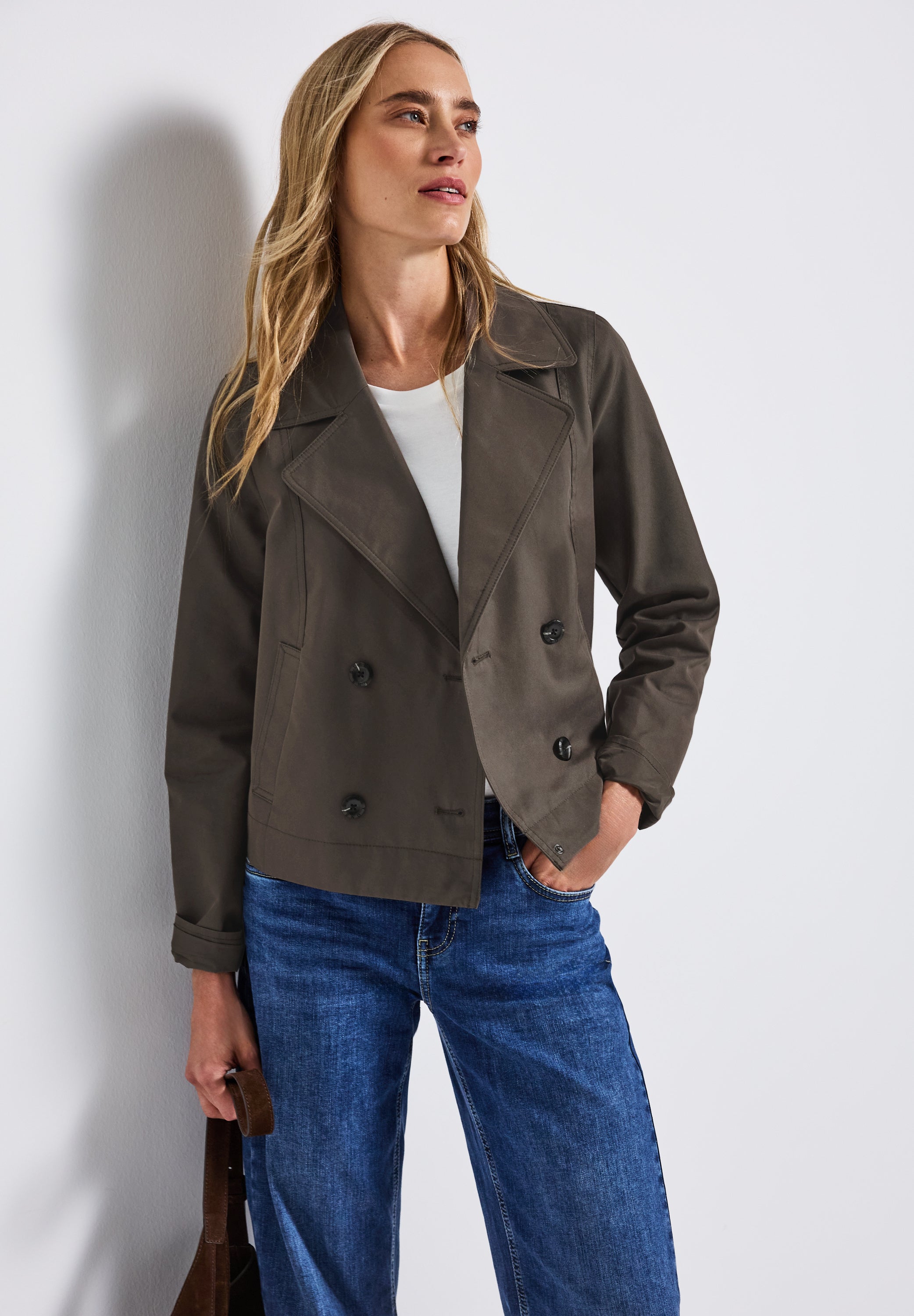 Kurzer Trenchcoat