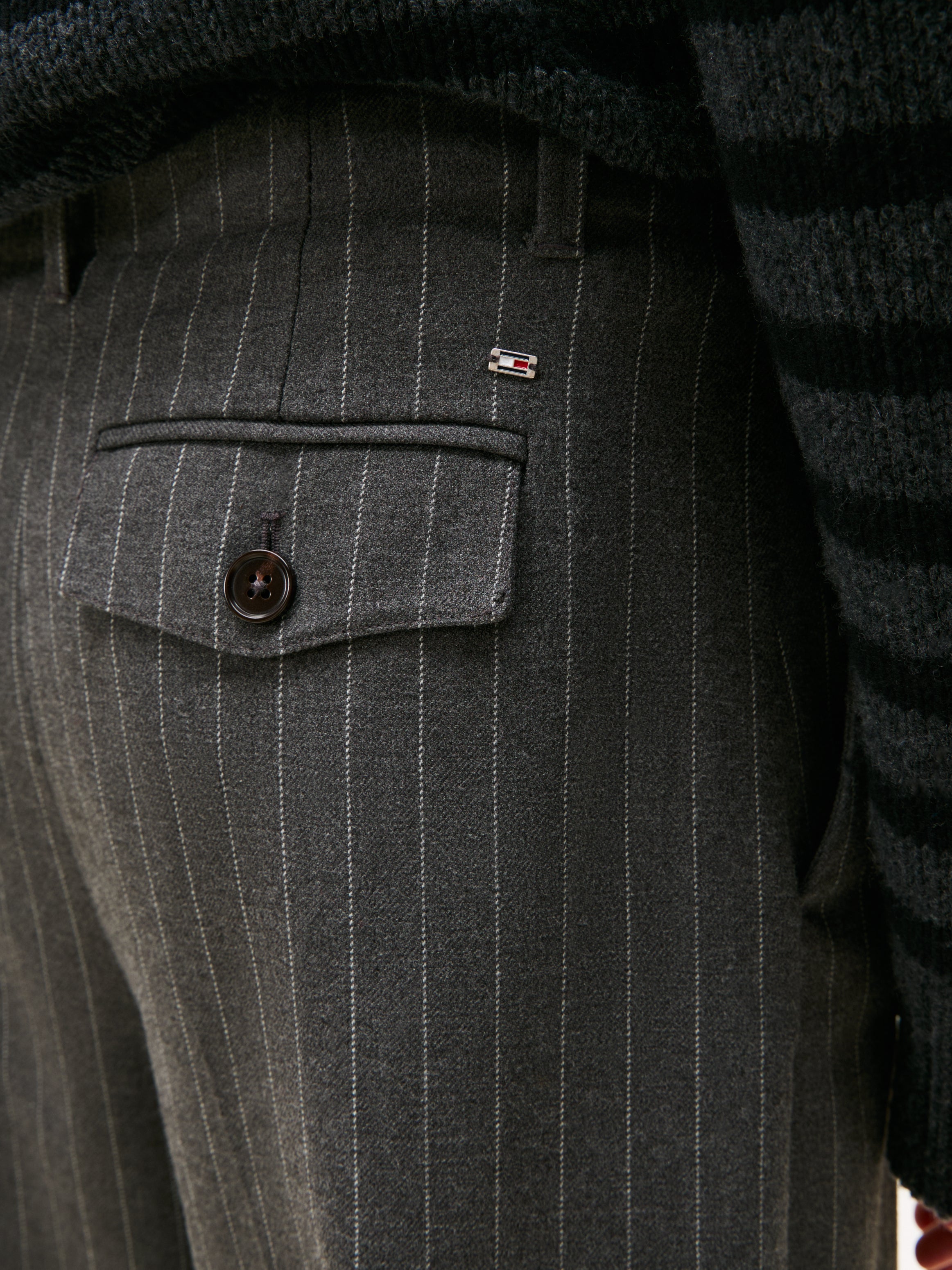 PINSTRIPE LOOSE STRAIGHT PANT