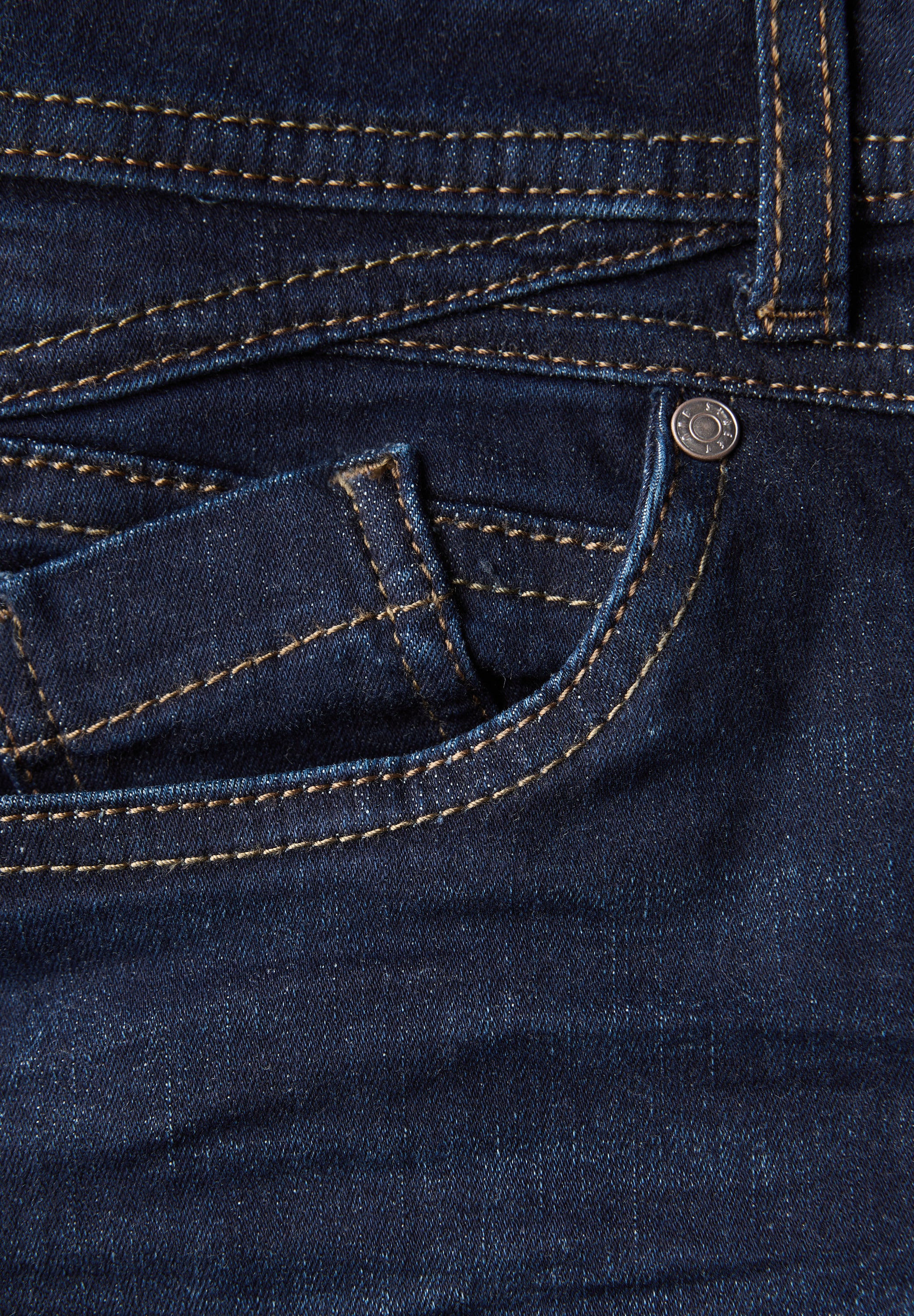 Casual Fit Jeans
