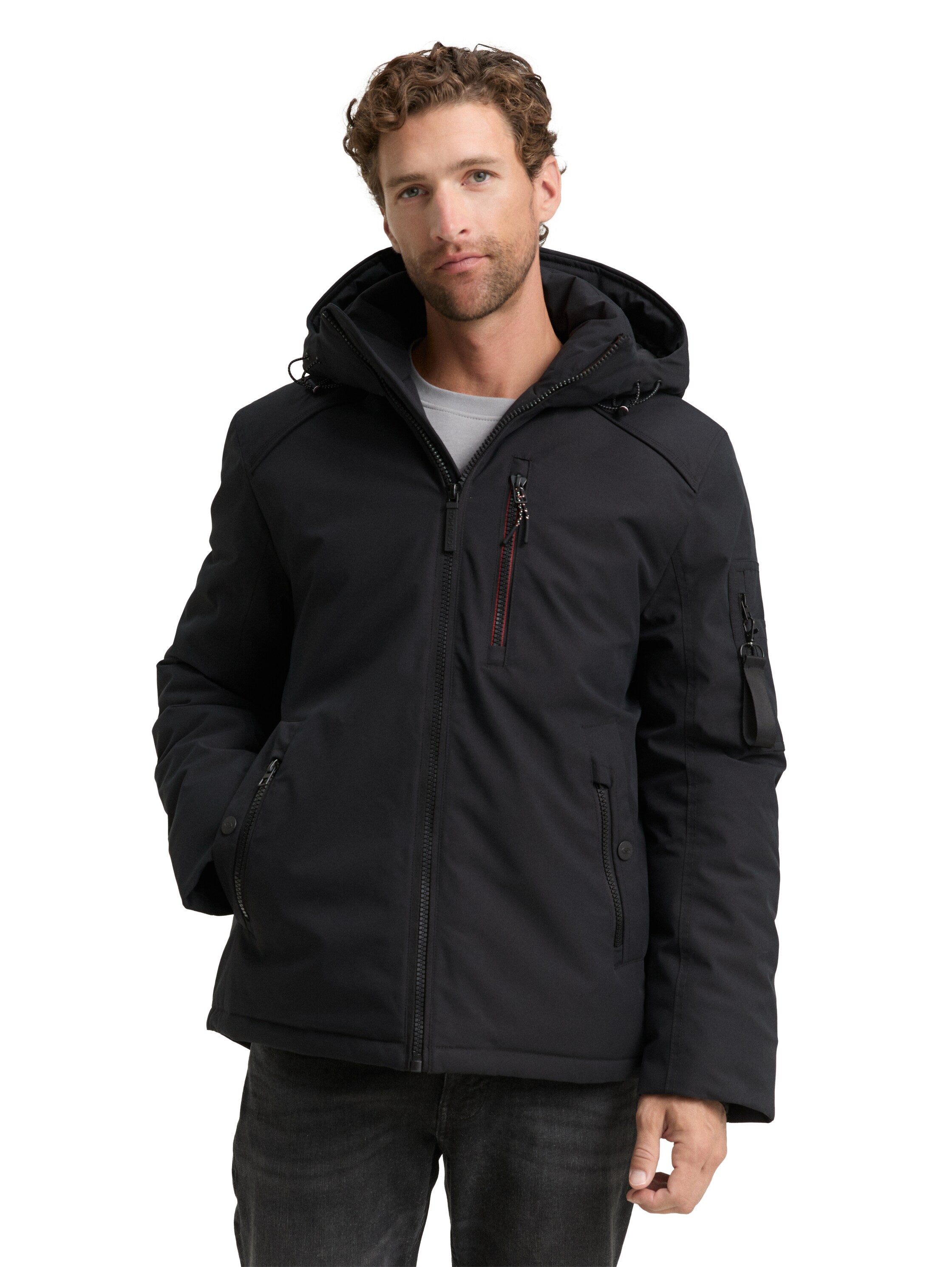 Winterjacke mit abnehmbarer Kapuze