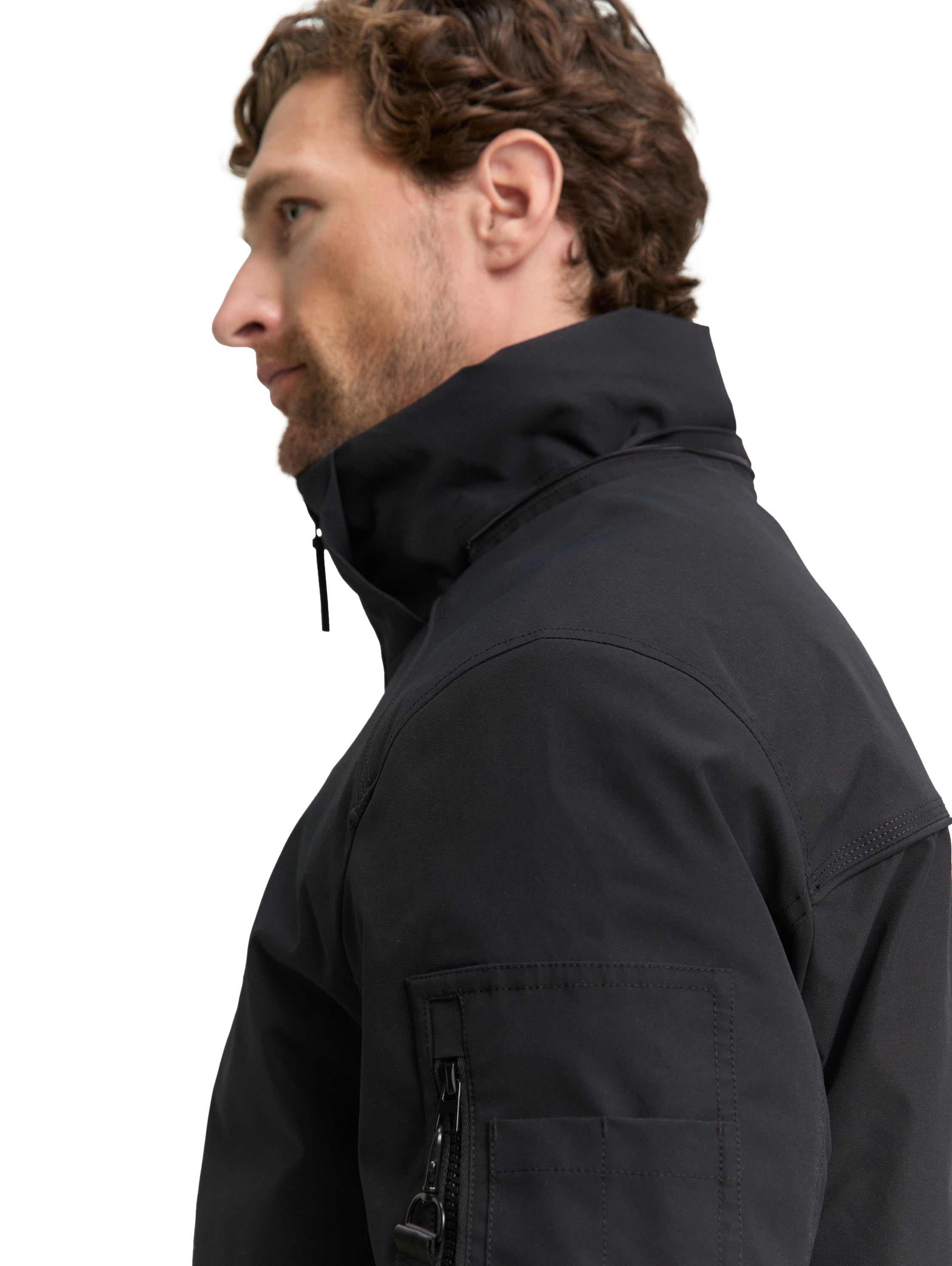 Winterjacke mit abnehmbarer Kapuze