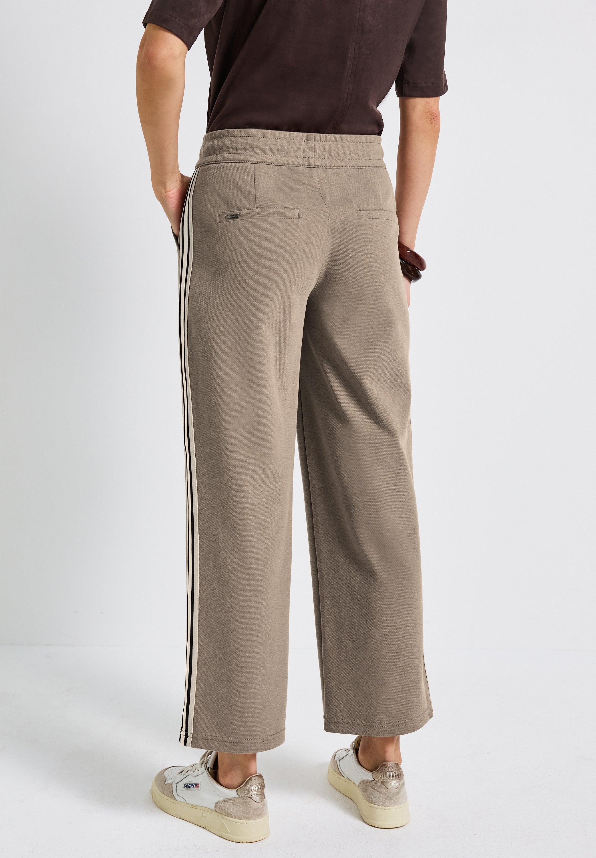Straight Leg Strukturhose