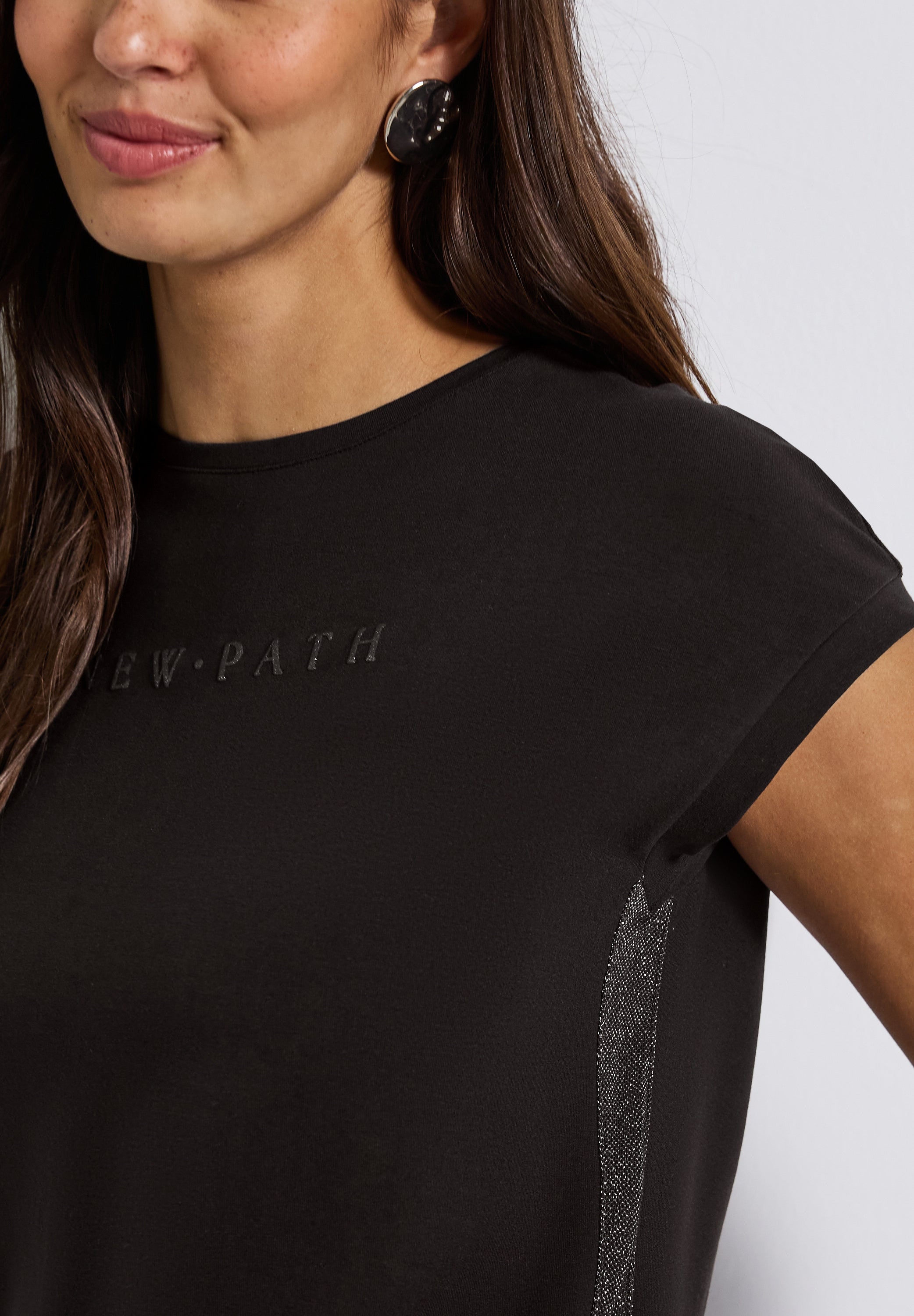 T-Shirt mit Glitzerdetails