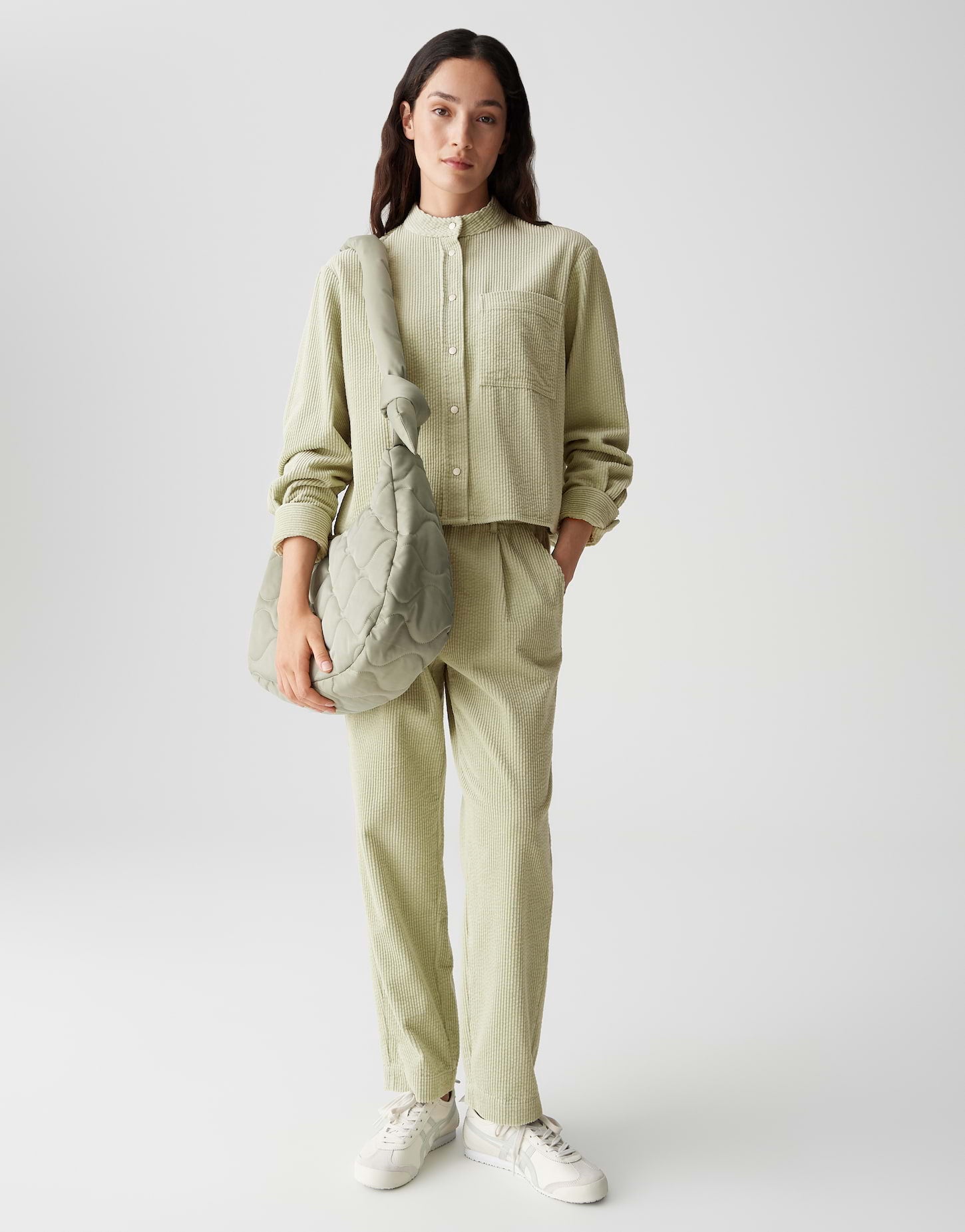 OPUS Boxy Fit Damen Cordhemd mit Stehkragen und Knopfleiste