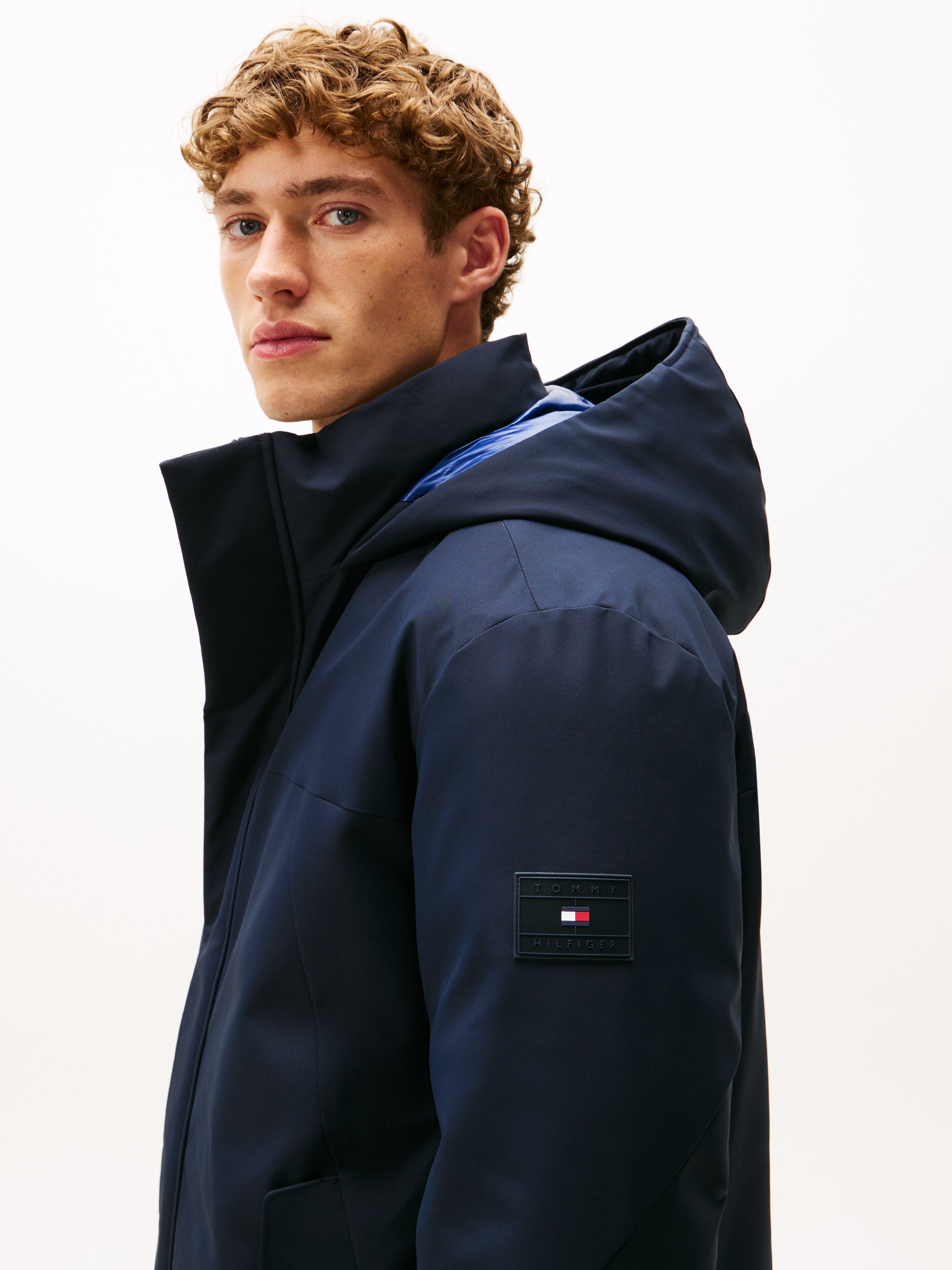 TECH HOODED PADDED PARKA
