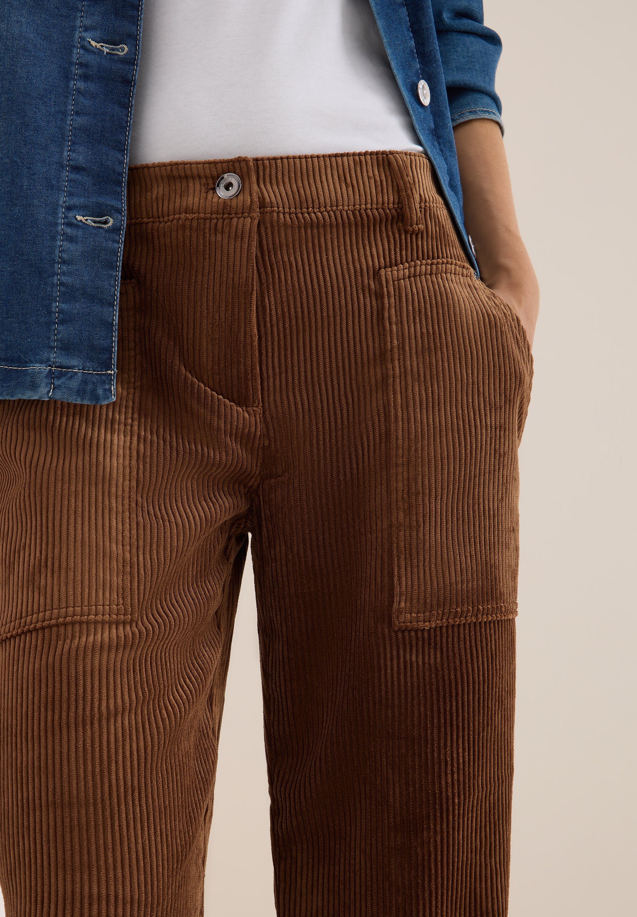 Wide Leg Cordhose