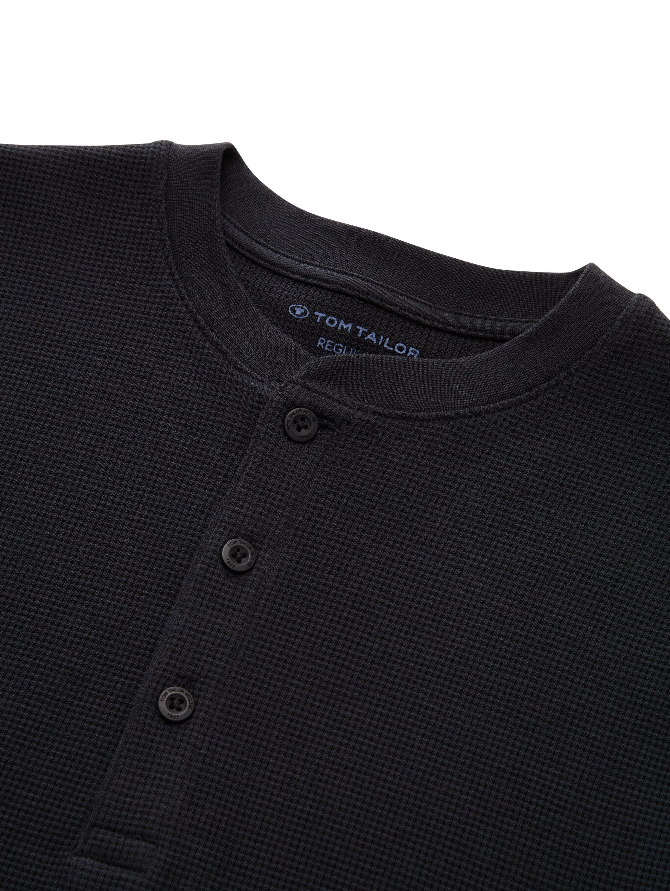 Langarmshirt mit Henley-Kragen