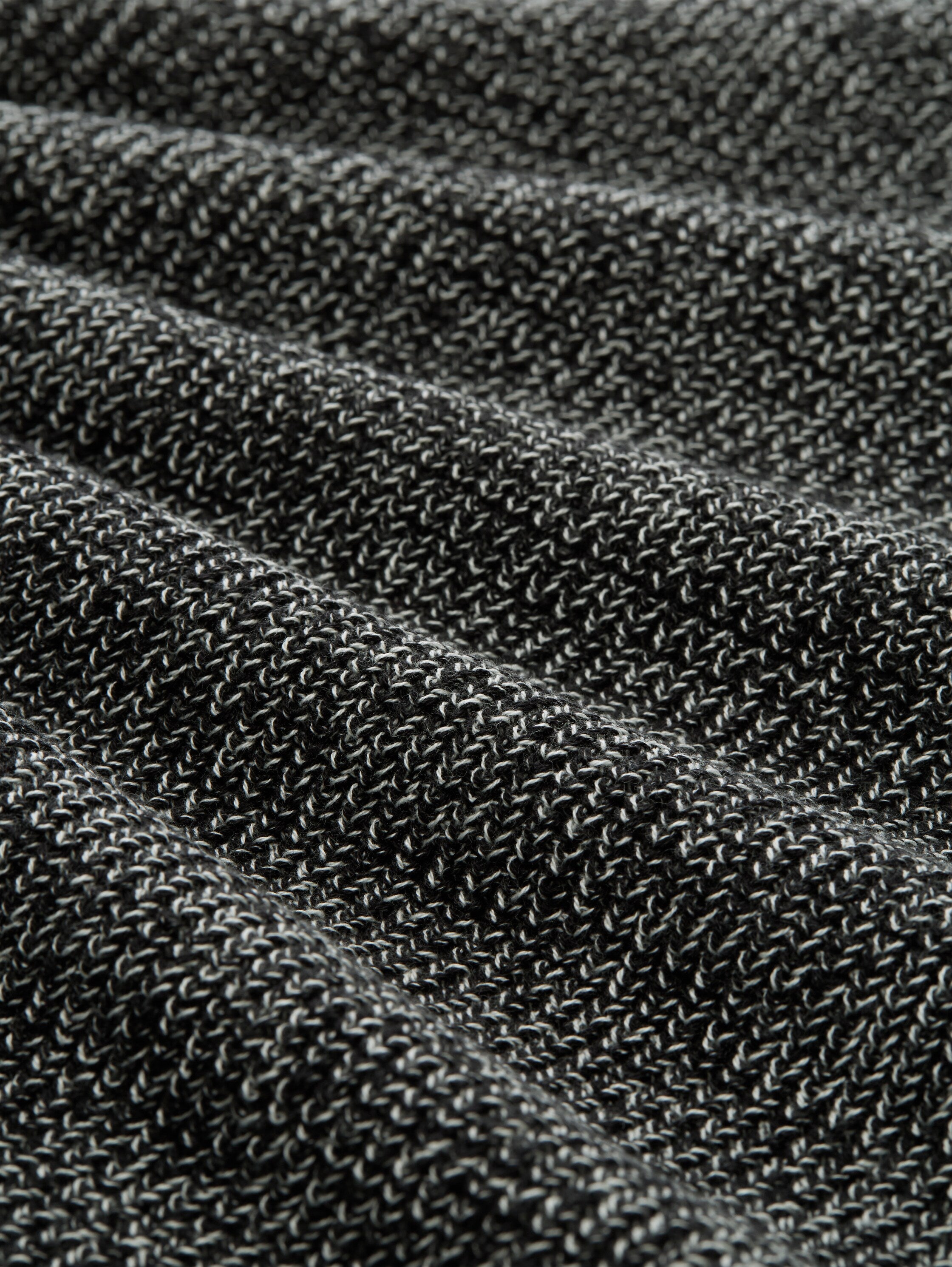 Strickpullover mit Rundhalsausschnitt