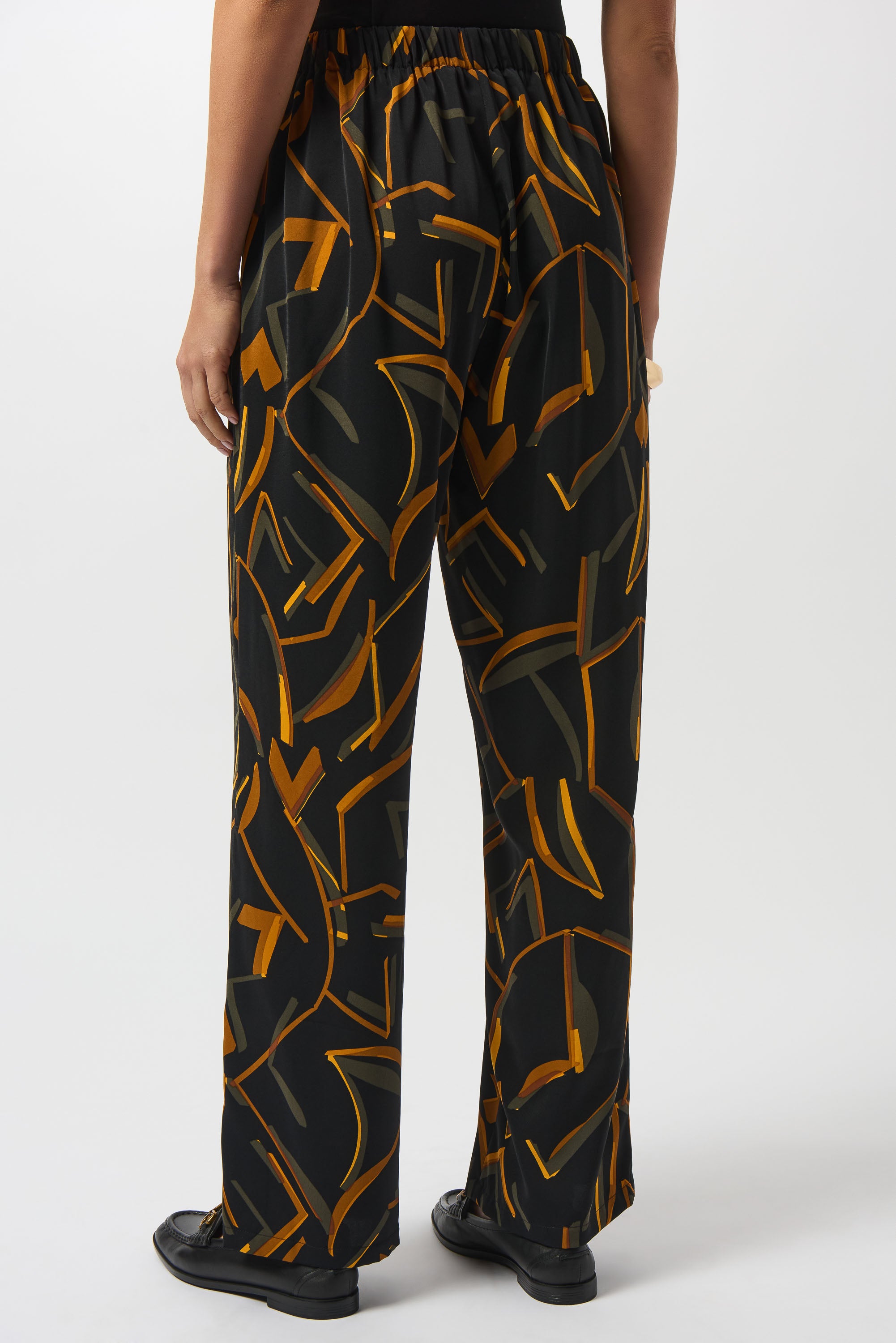 Hose mit weitem Hosenbein aus recyceltem, gewebtem Stoff mit geometrischem Druck