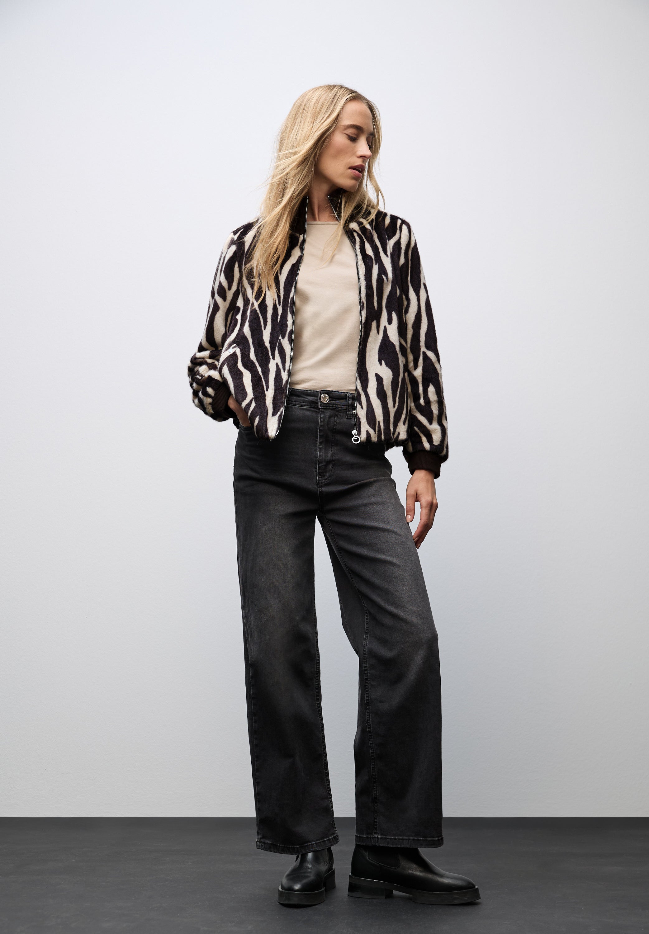 Fake Fur Zebra Blouson