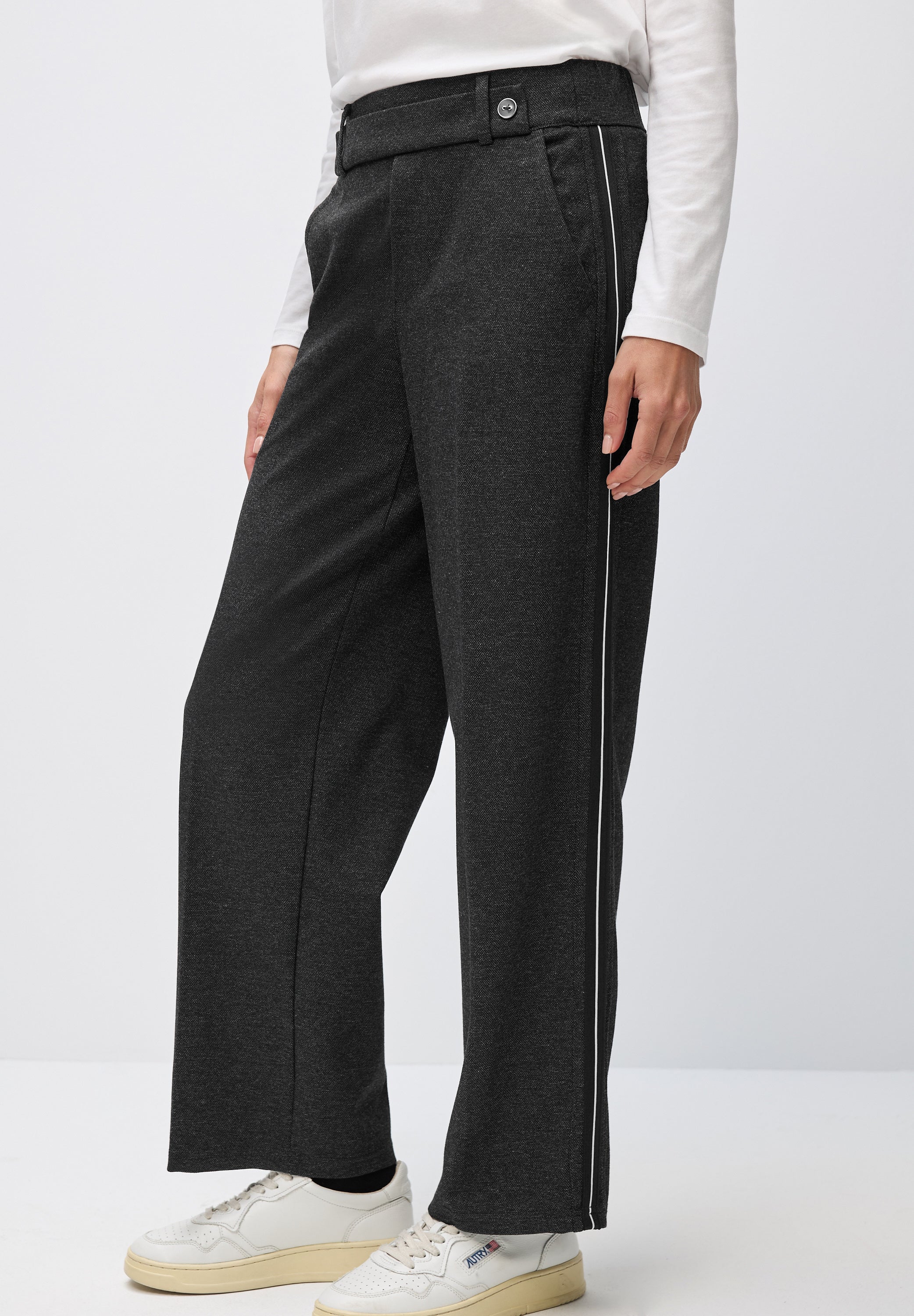 Straight Leg Hose mit Tape