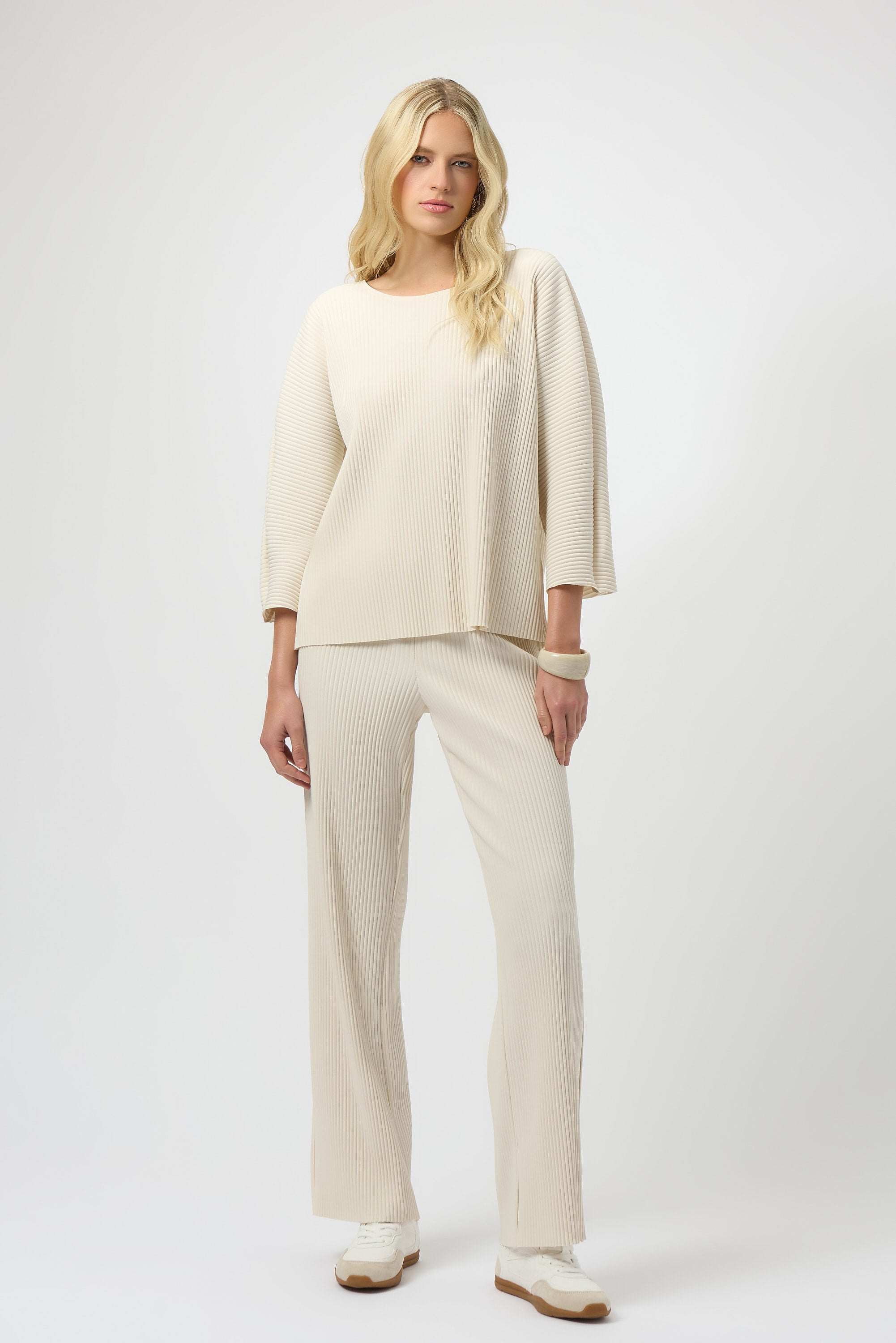 Plissiertes Boxy-Shirt aus Scuba-Crepe