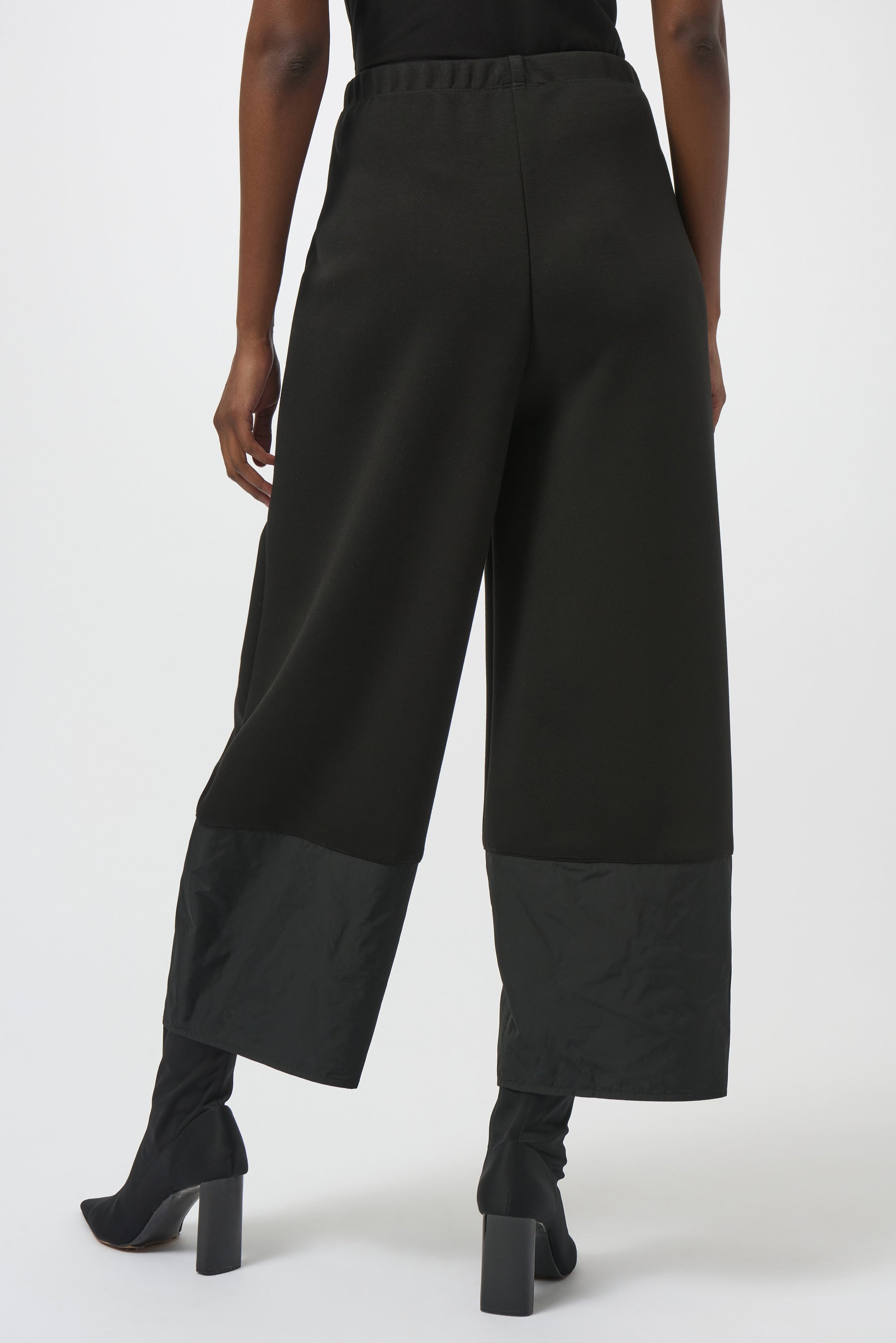 Ballonhose aus Scuba-Jersey und Memory-Stoff