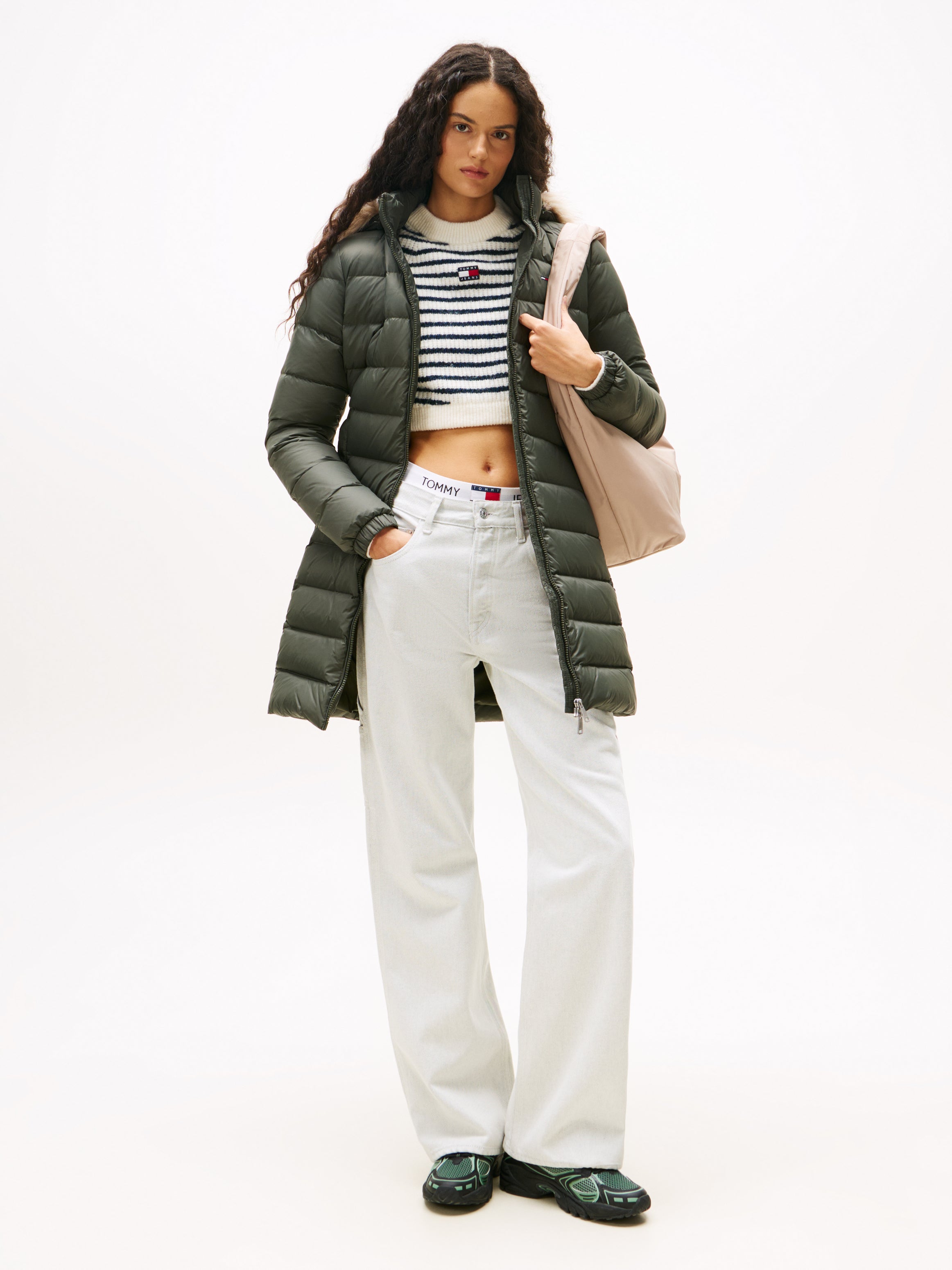 TJW ESSENTIAL HOODED DOWN COAT