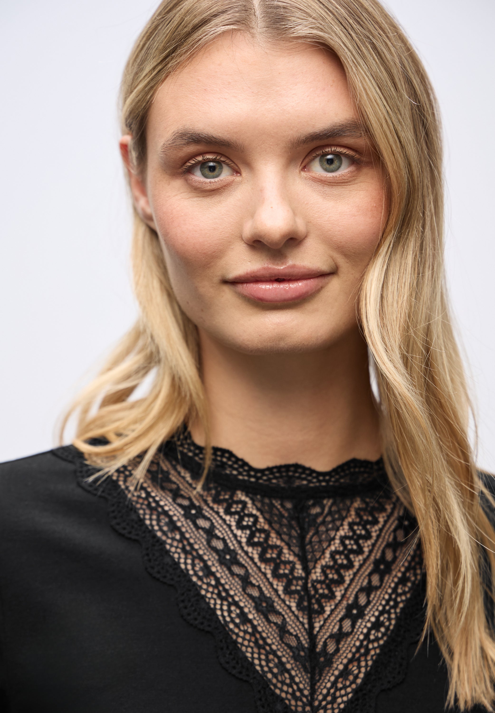 Street One Damen Langarmshirt Spitze Modalmix Stretch