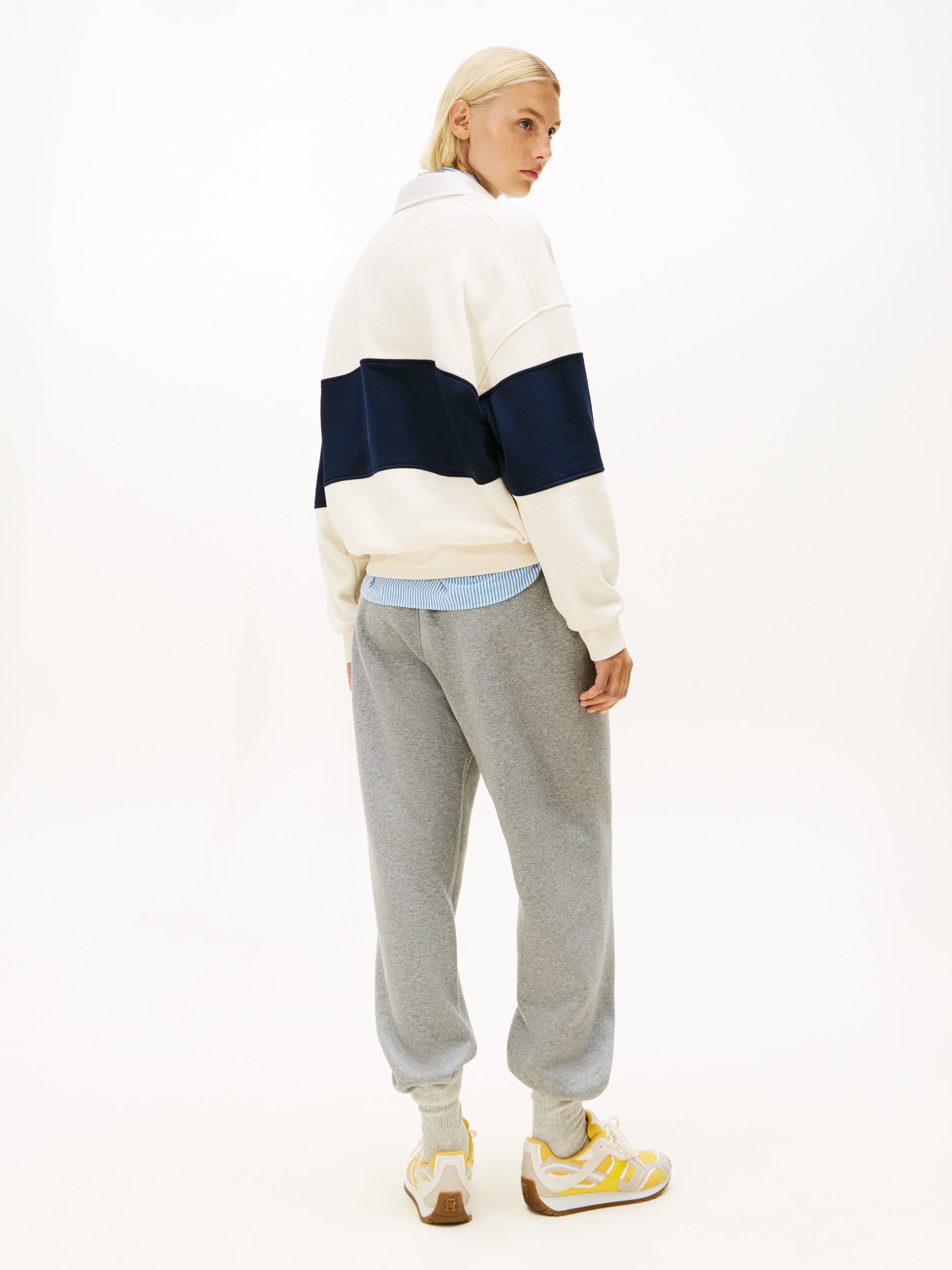Sportswear Division Damen T-Shirt Beige