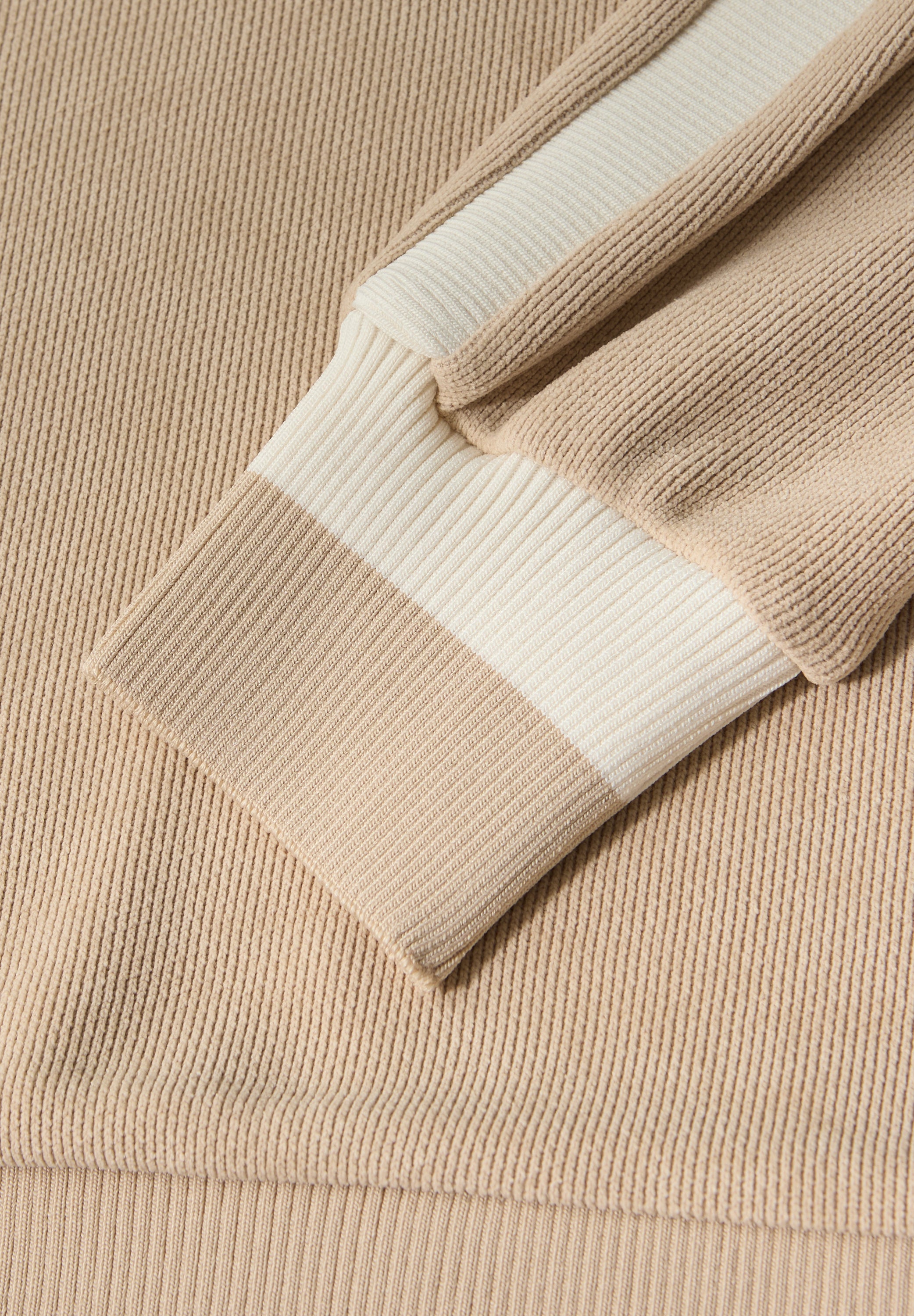 Street One Damen Strukturshirt Langarm U-Boot-Ausschnitt Sportive Rippdetails