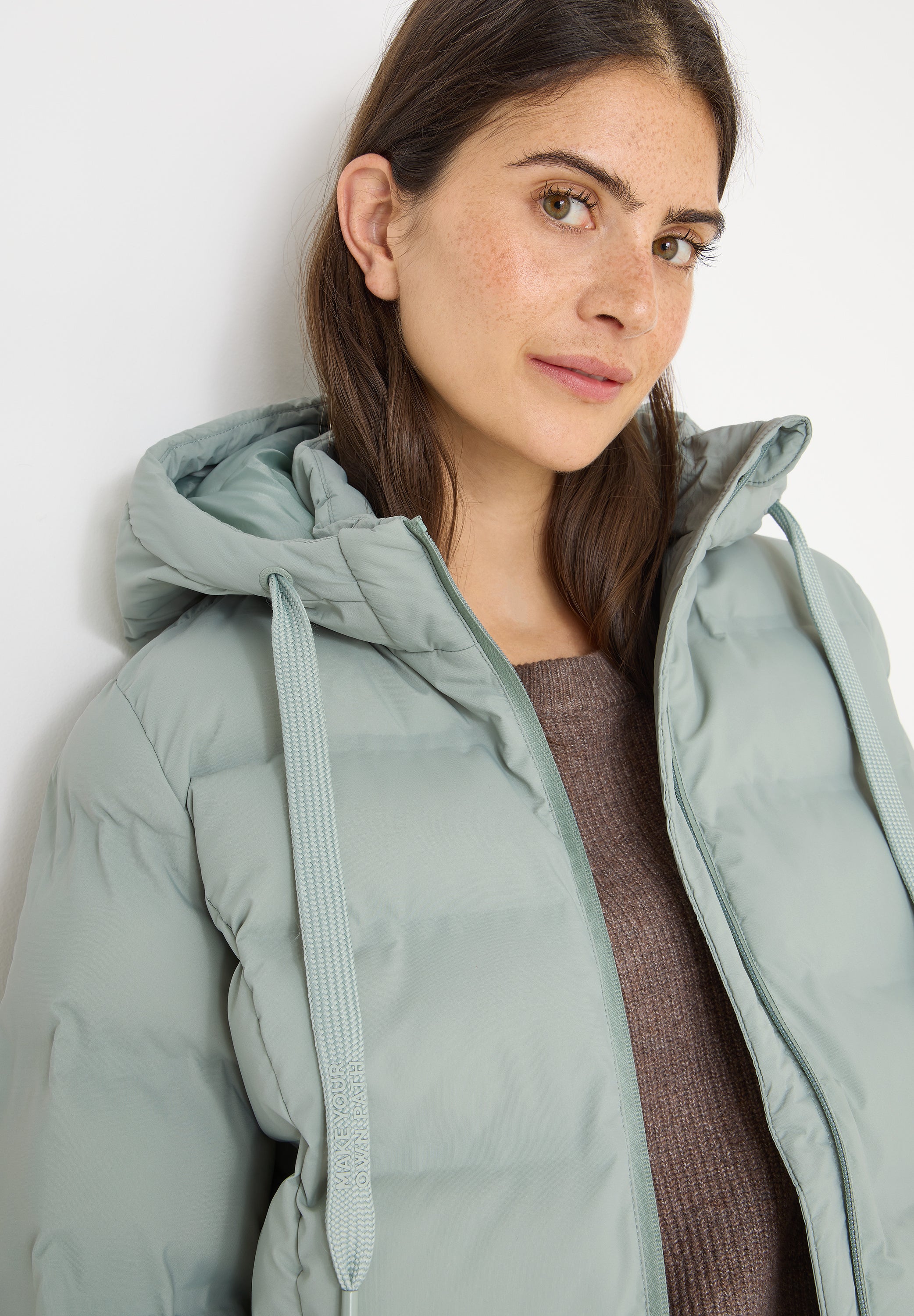 CECIL Damen Jacke Kapuze Lange Ärmel Daumenloch Zipper Taschen Nylon Polyester