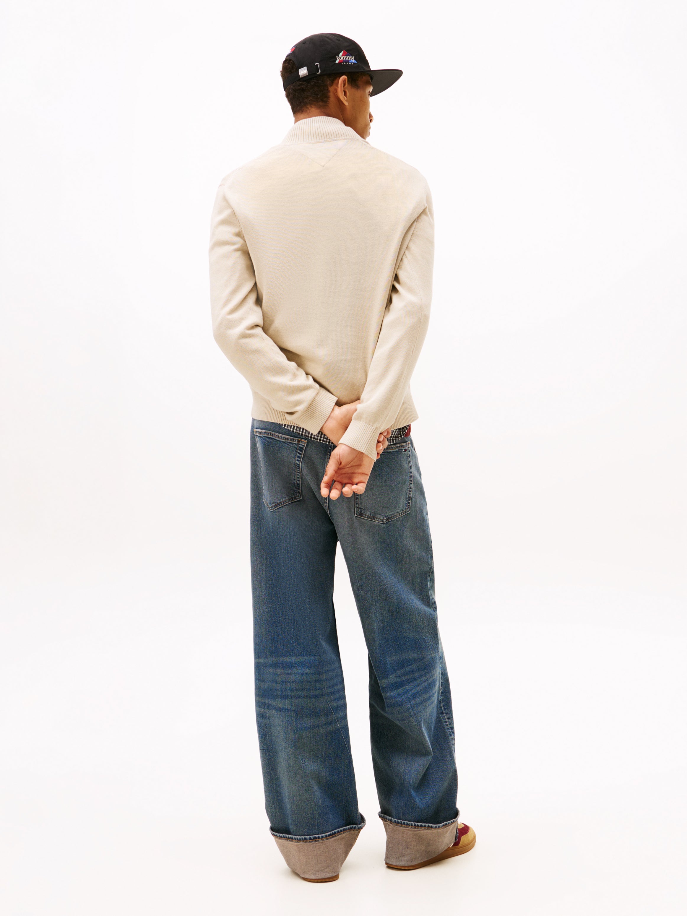 TJM SLM ESS LIGHT � ZIP SWTR EXT