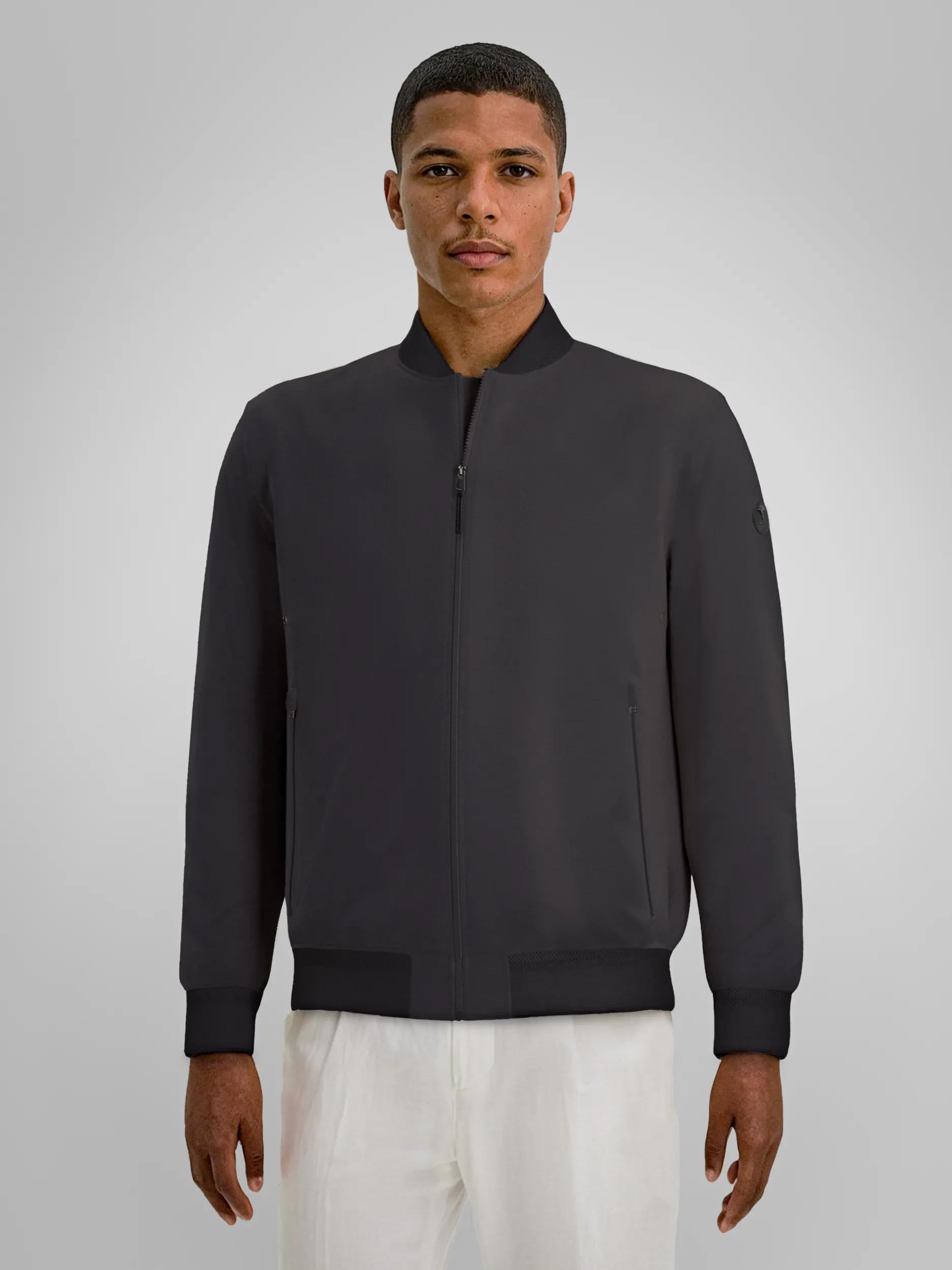 JO-351Carlos 10018972