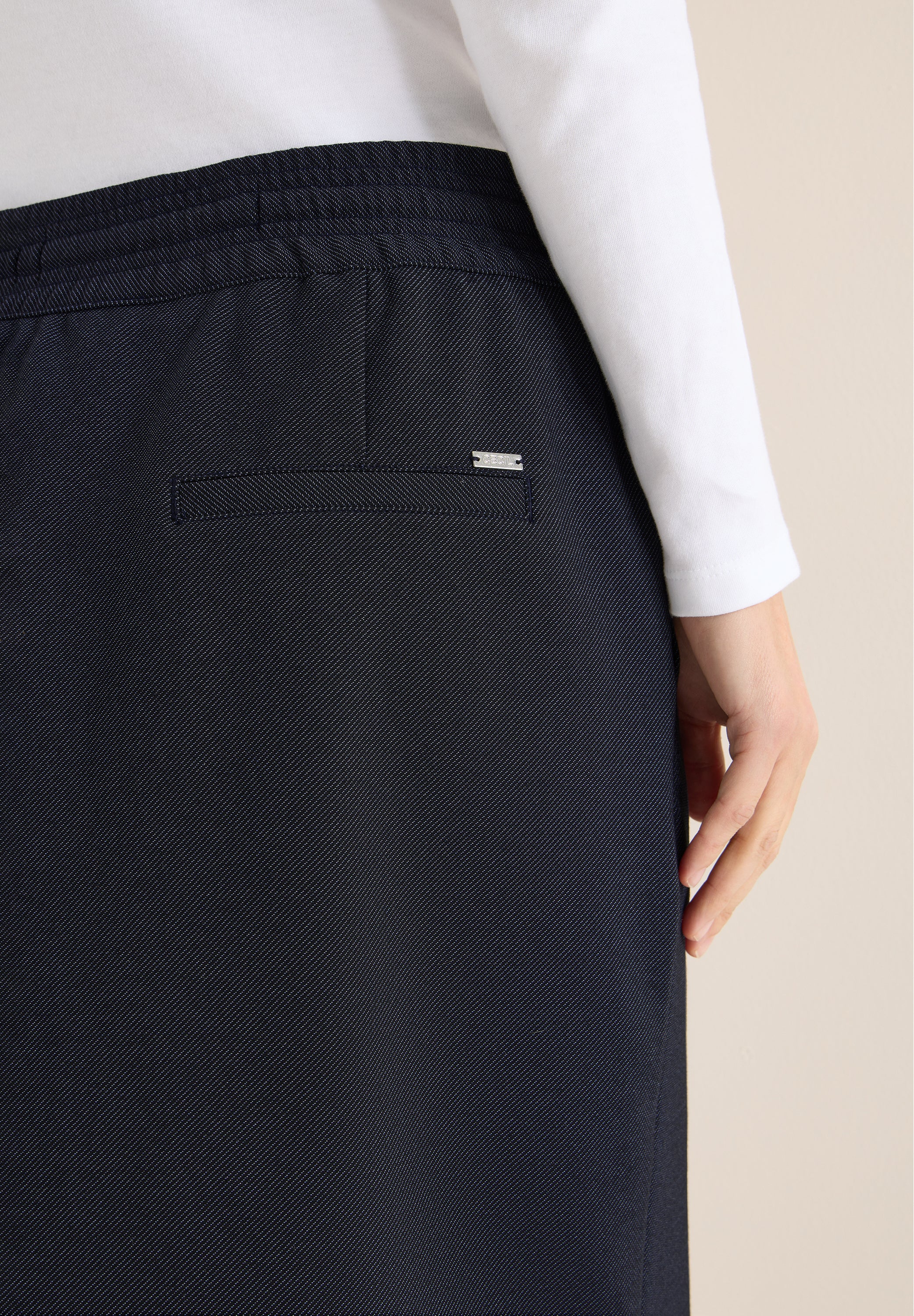 Two-Tone Jogg Skirt