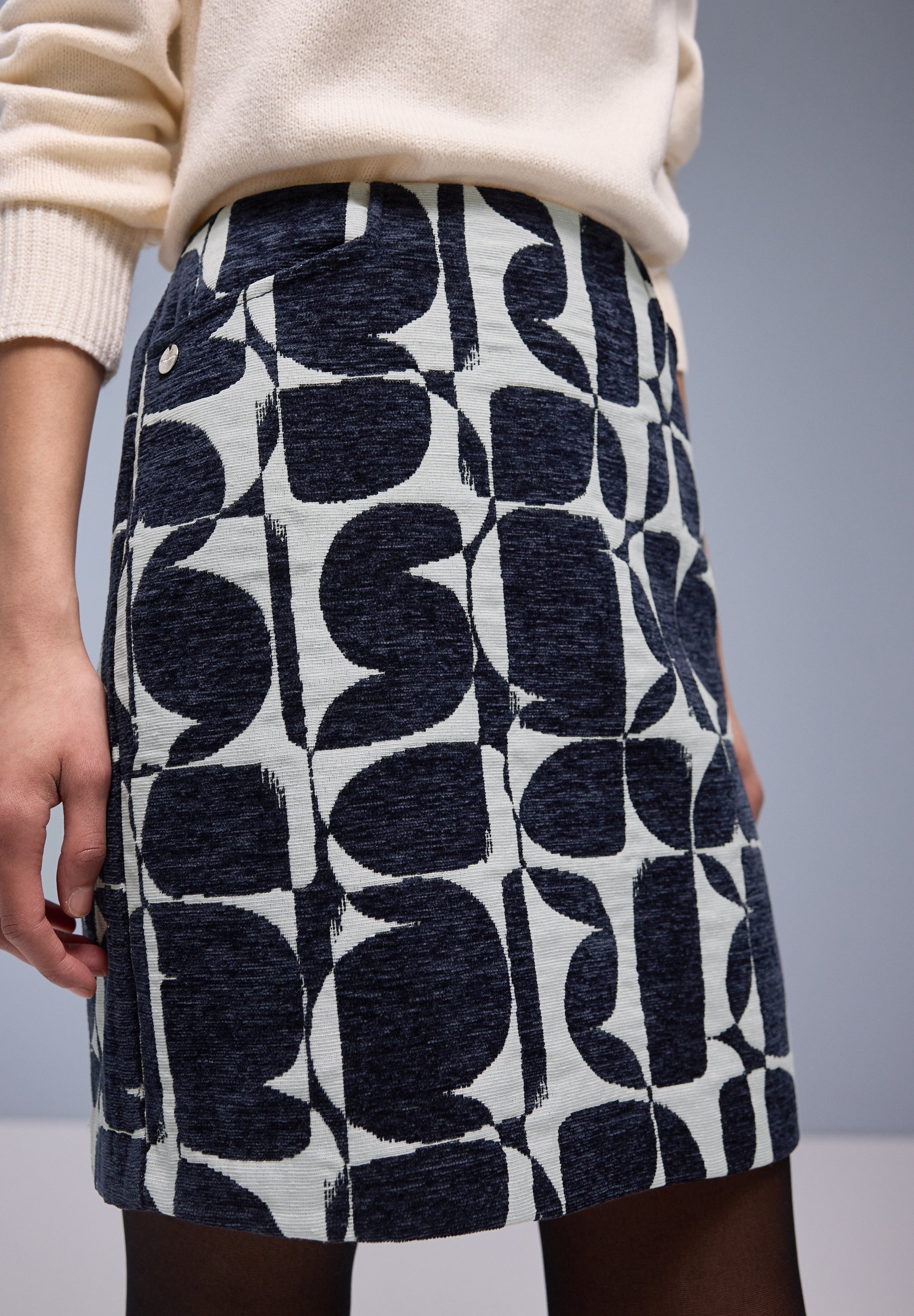 Street One Damen Jacquard Rock Maja Mid Waist Zipper Knielang