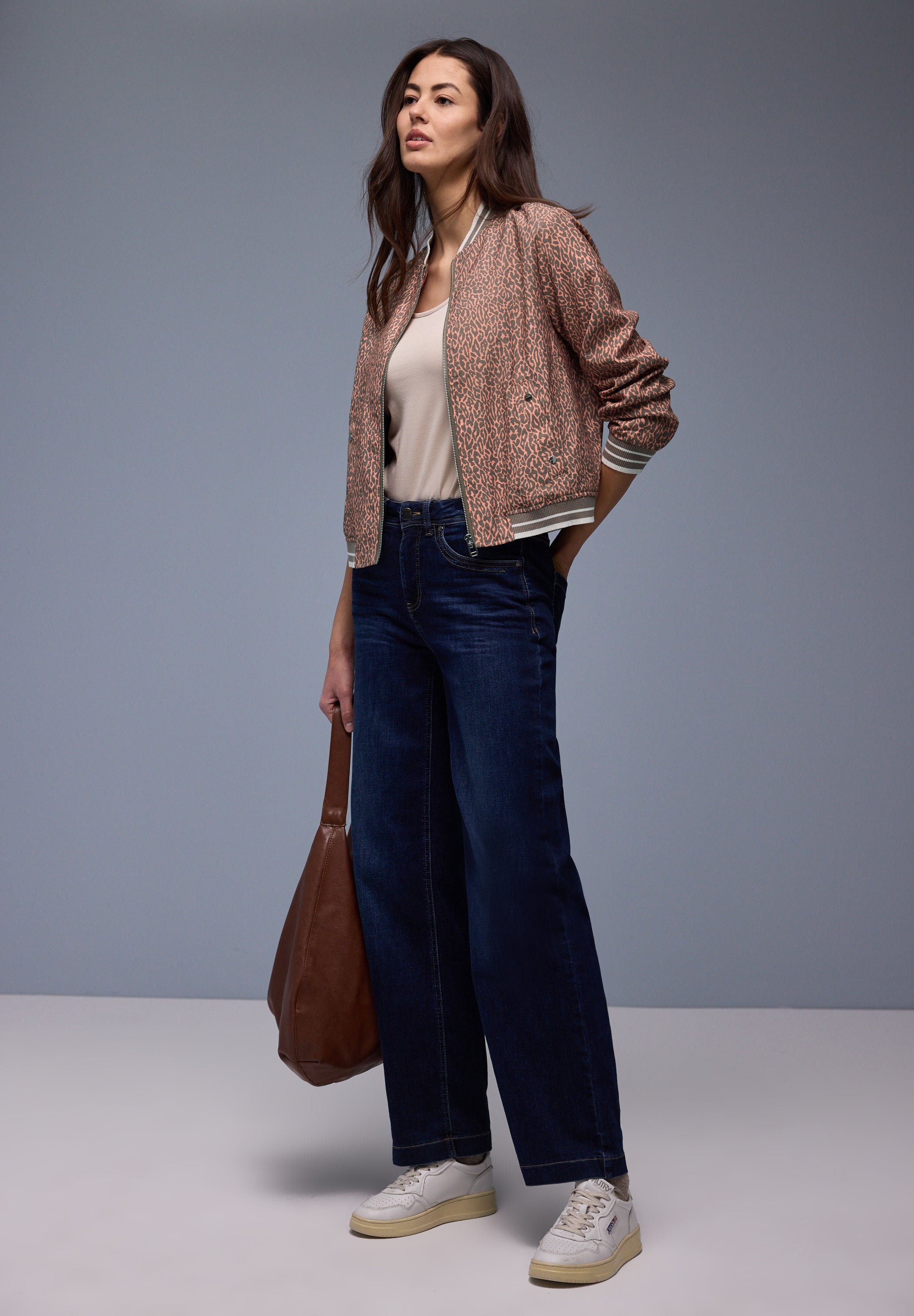 Street One Damen Blouson Rundhals Reißverschluss Modern und lässig