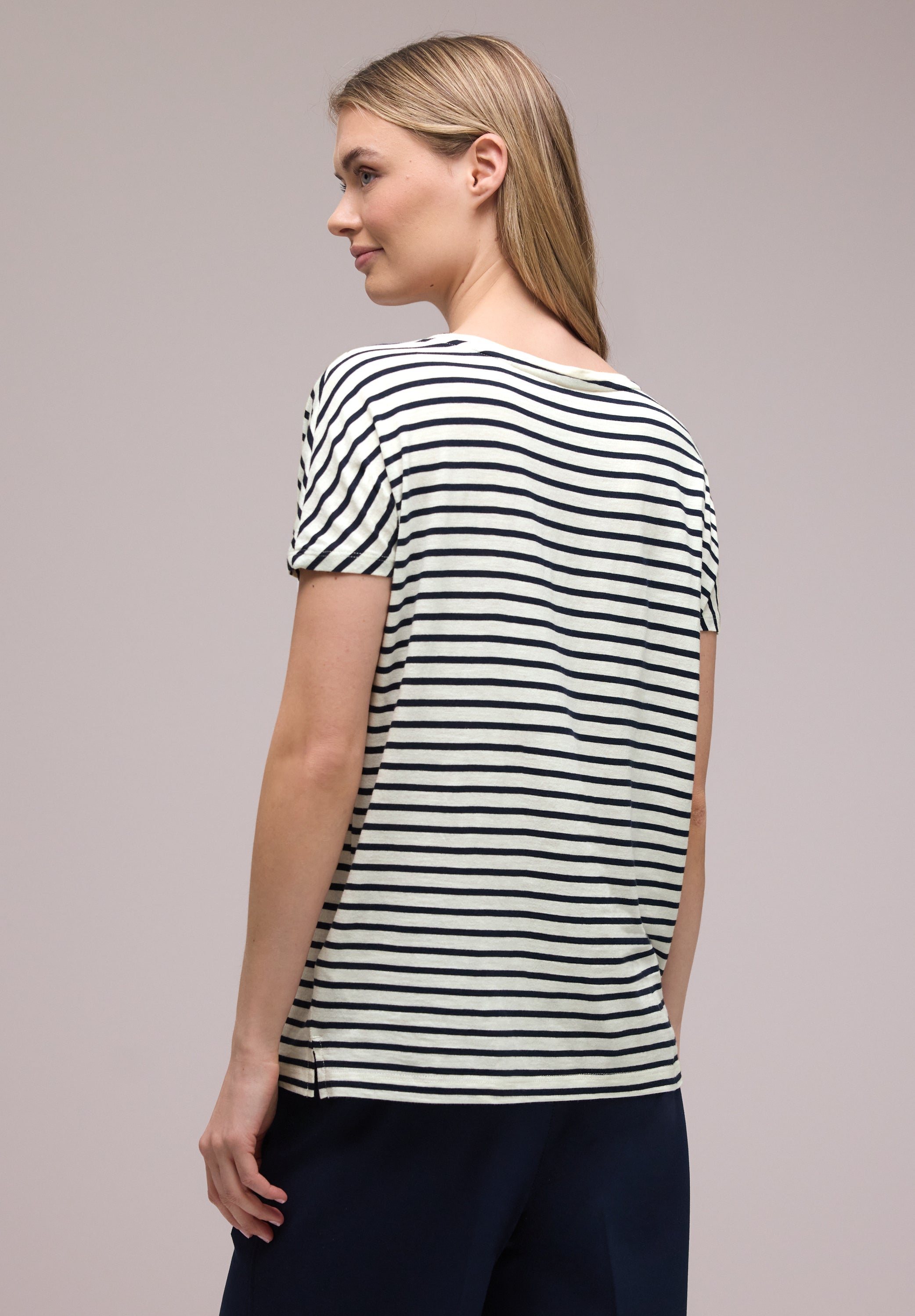 Dropped Shoulder Shirt mit Streifen