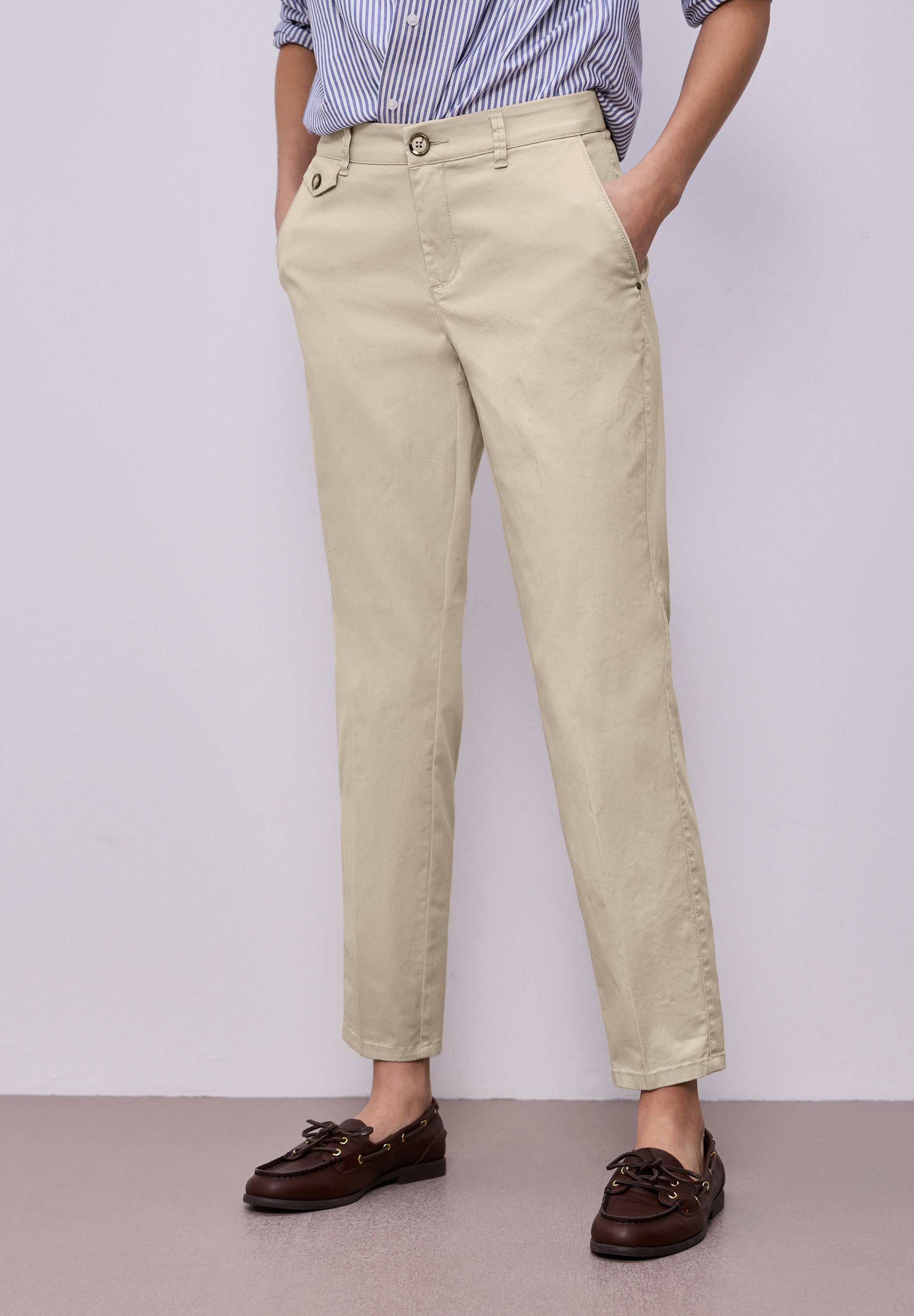 Chino im Casual Fit in softer Qualität