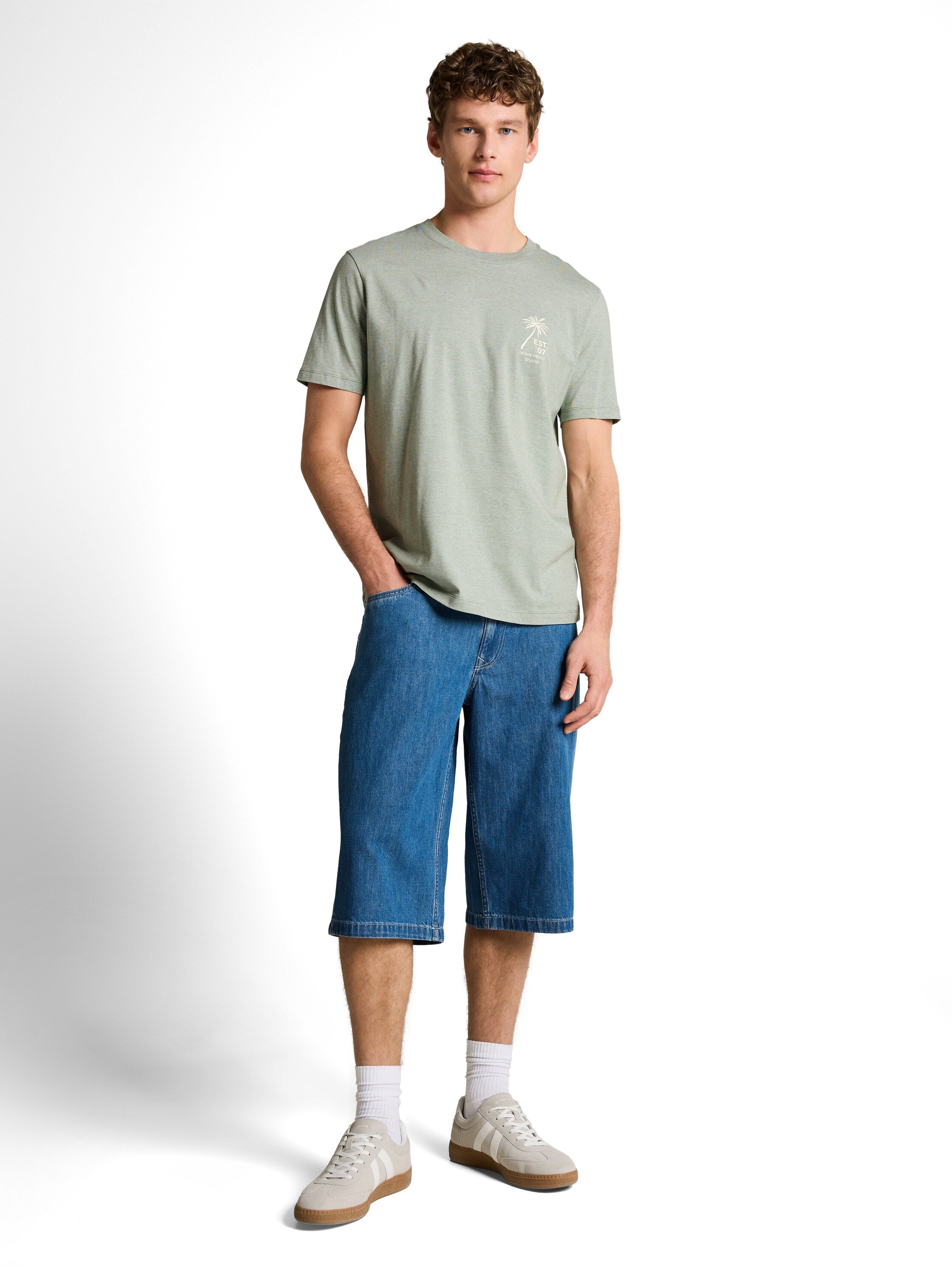 T-Shirt mit Palmenprint