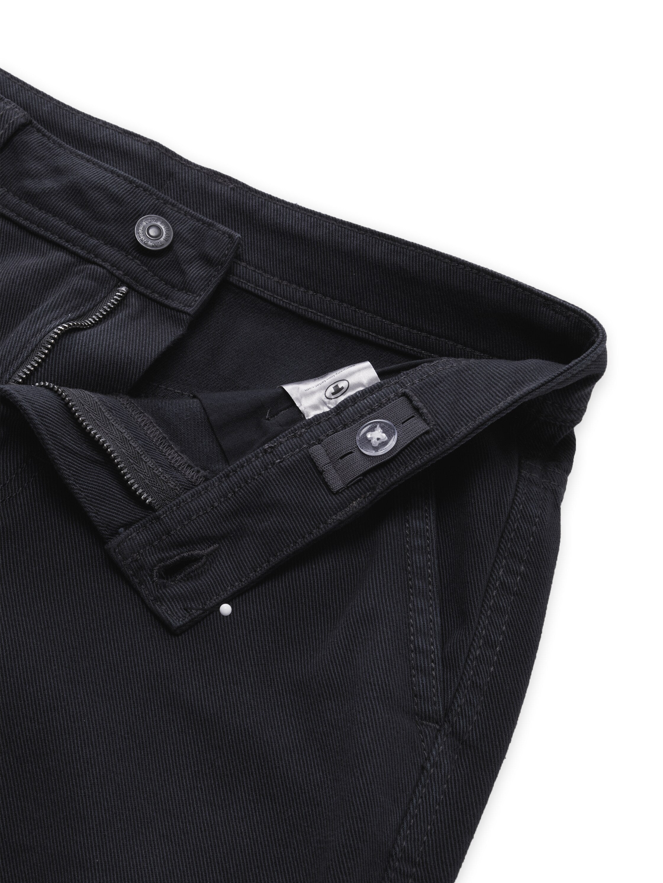 Baggy Shorts im Utility-Look